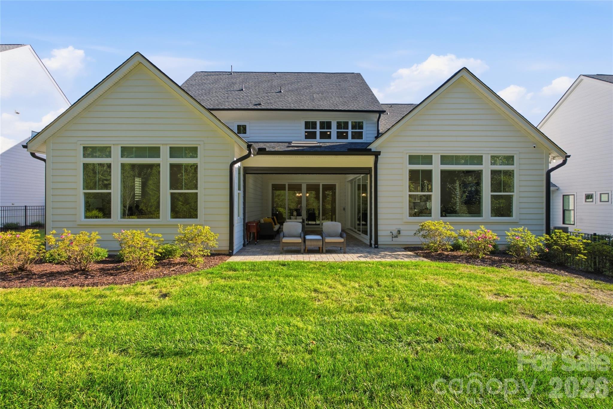 6068 Holden Court Property Photo 26