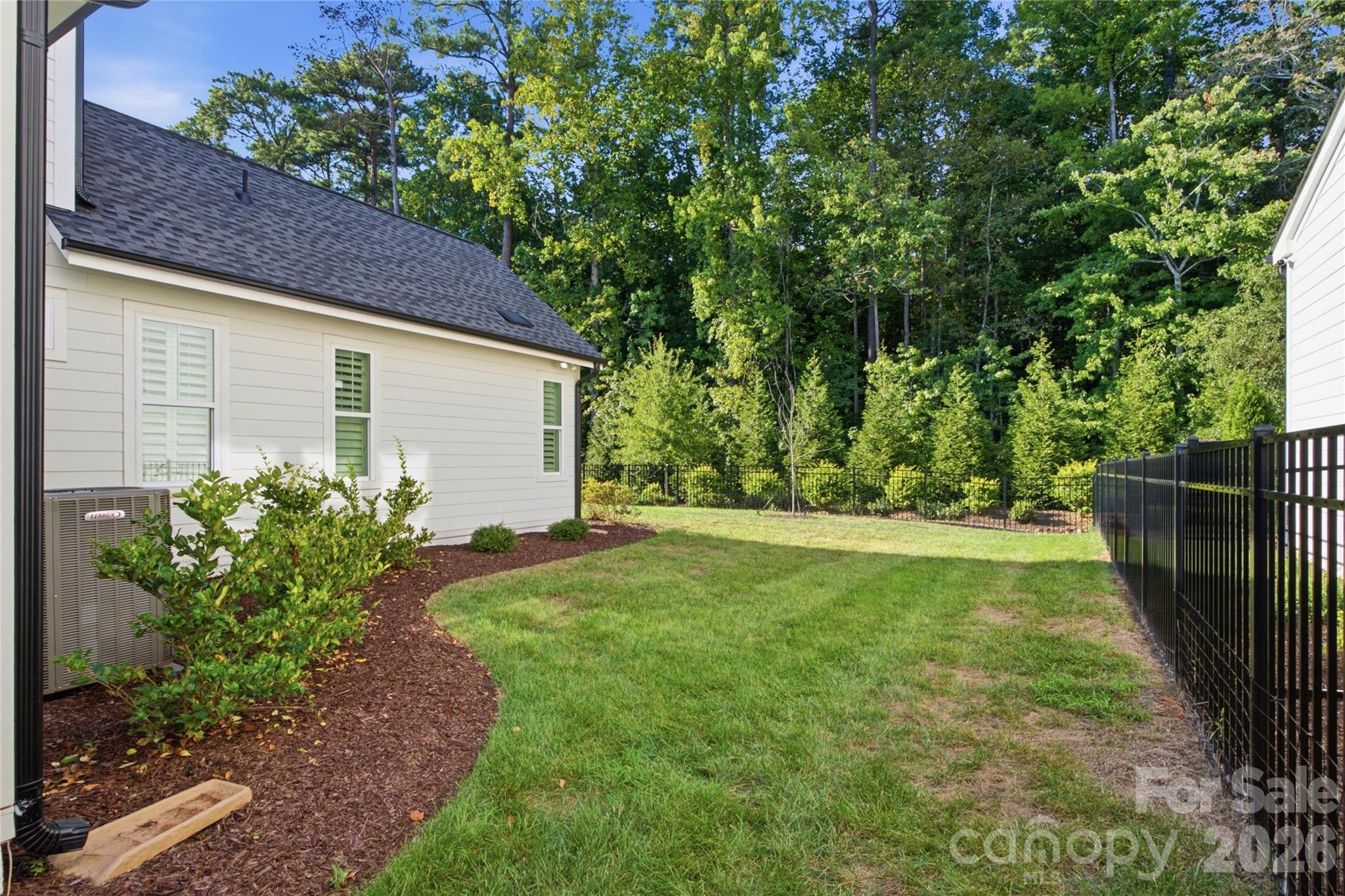 6068 Holden Court Property Photo 28