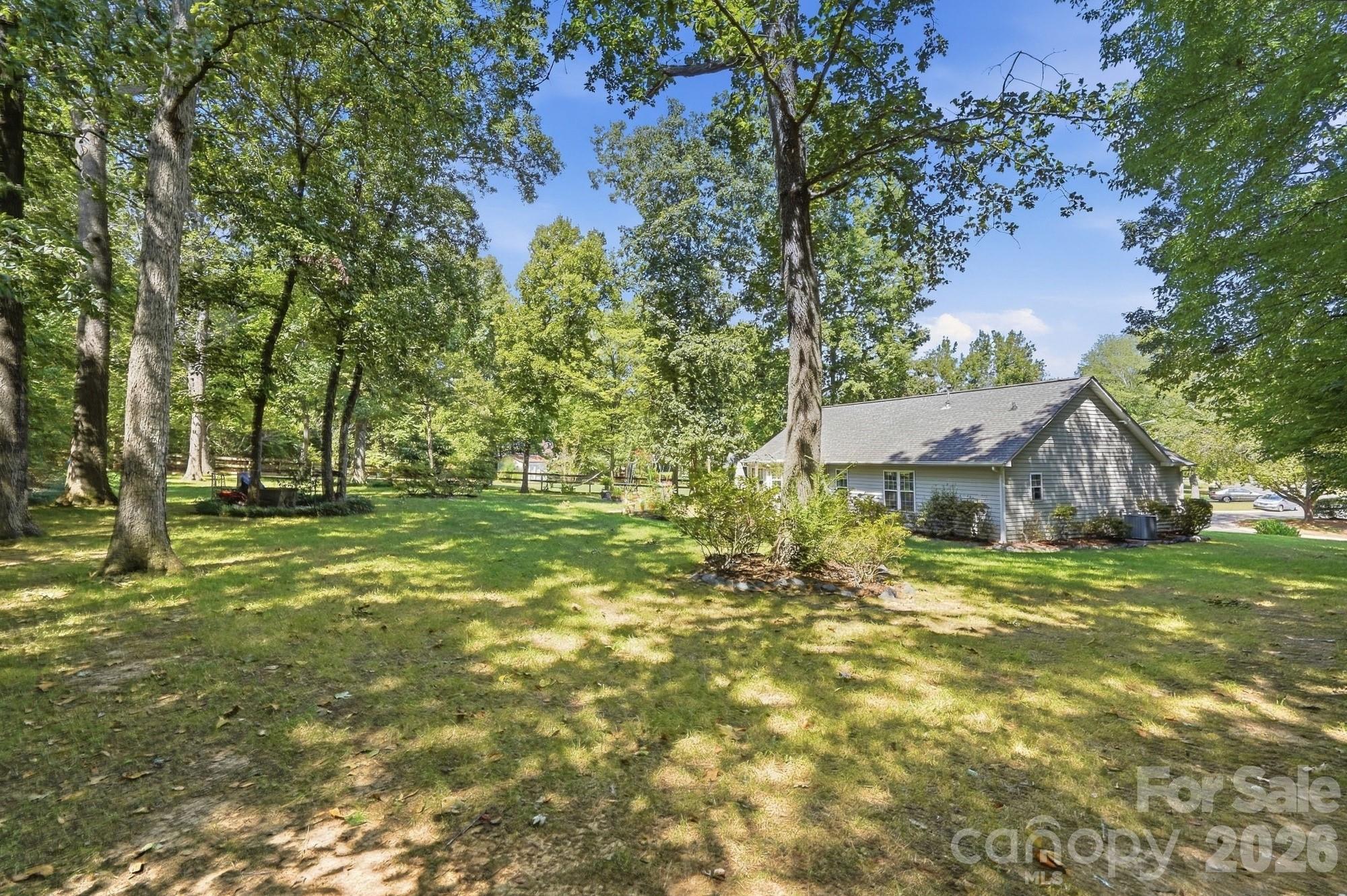 2212 Ryefield Way Property Photo 27