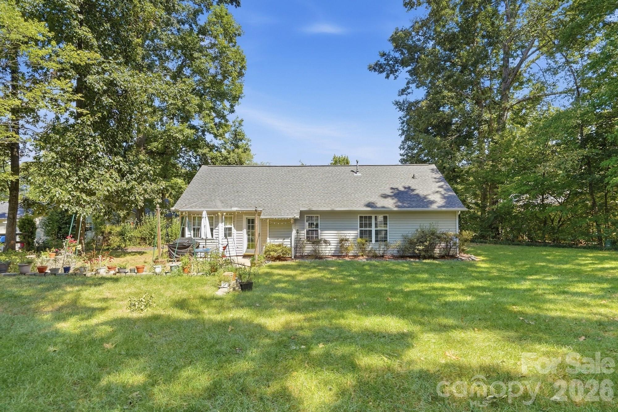 2212 Ryefield Way Property Photo 29