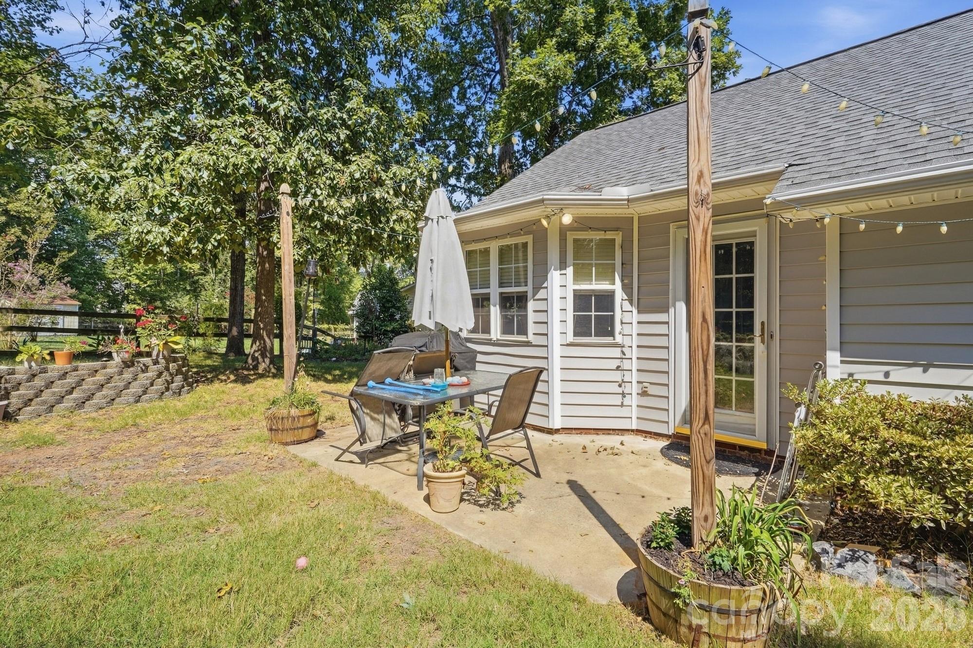 2212 Ryefield Way Property Photo 36