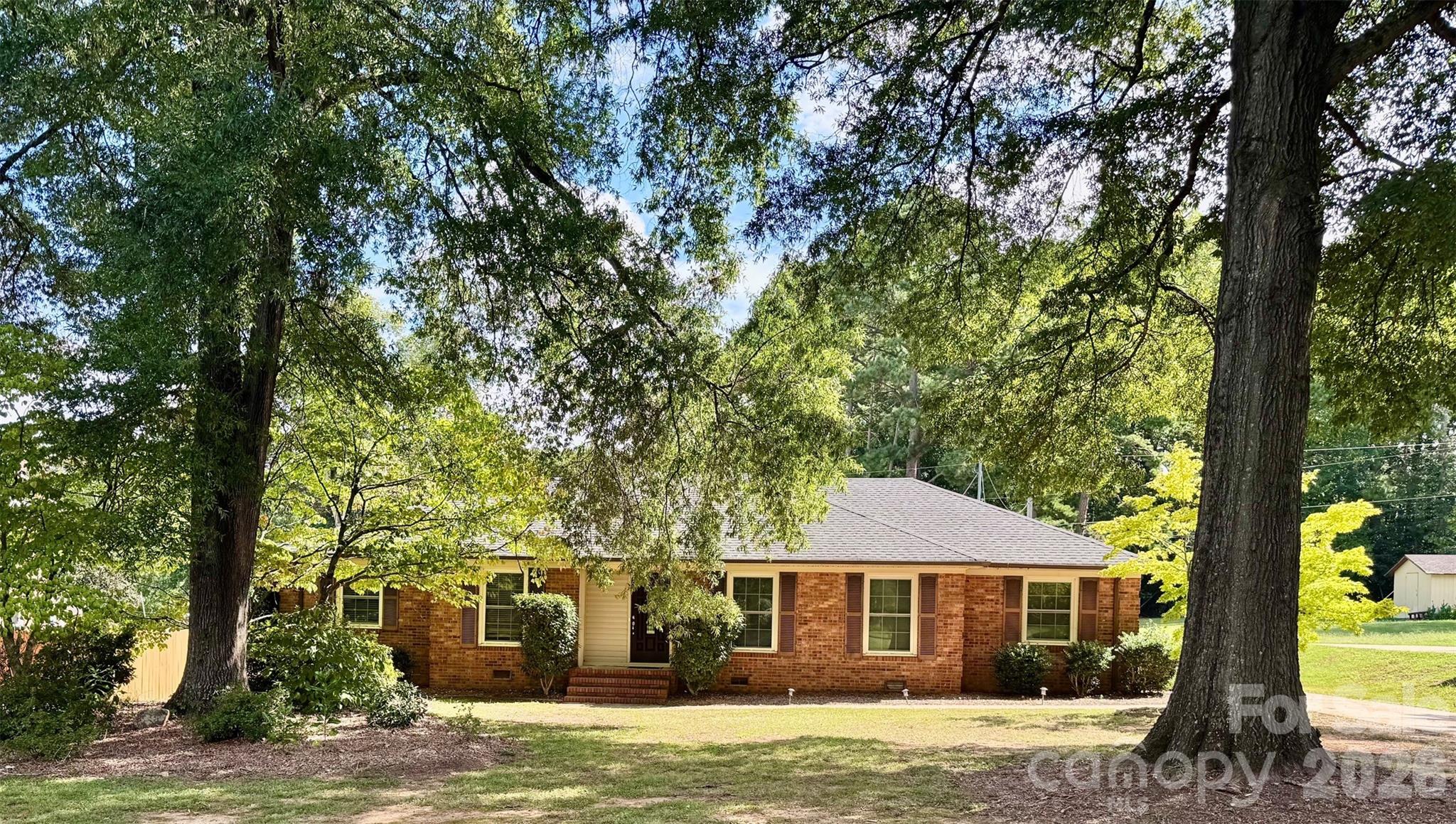 13507 Four Oaks Lane Property Photo 1