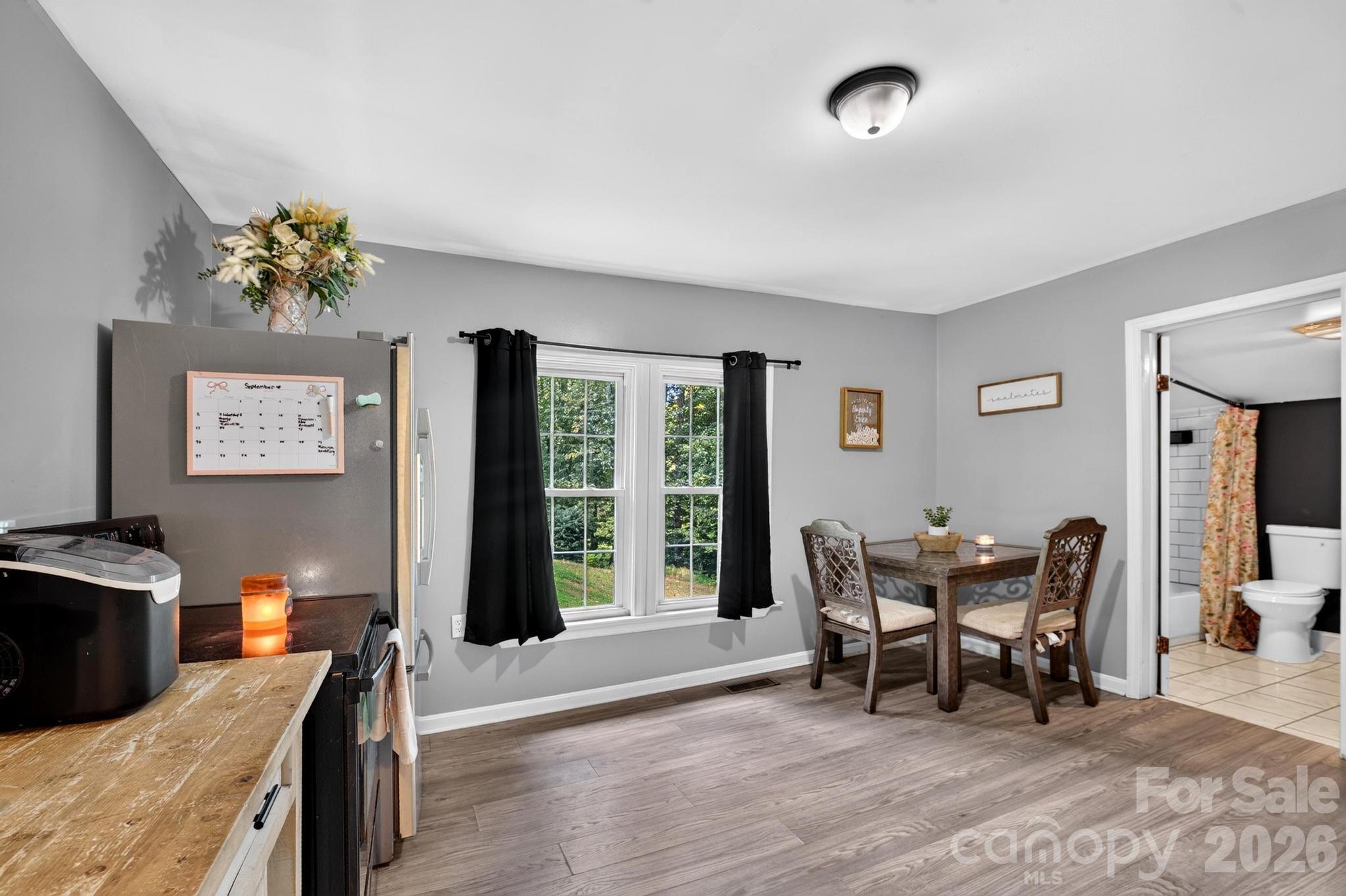 15 Circle Street Property Photo 12