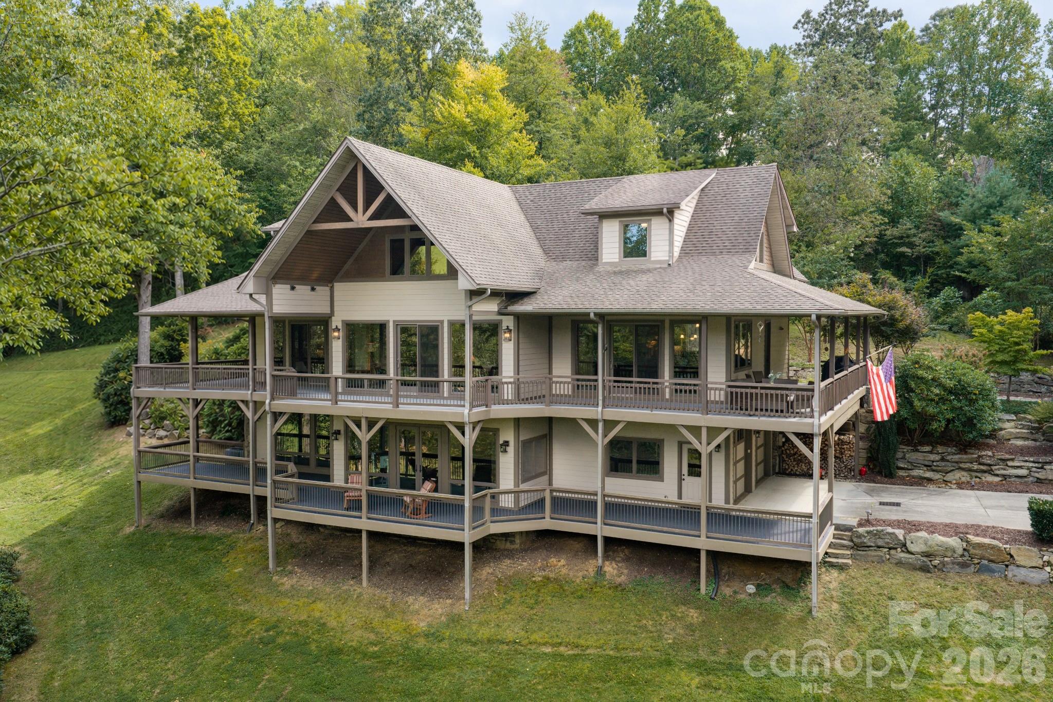 538 Celebration Cove Property Photo 1