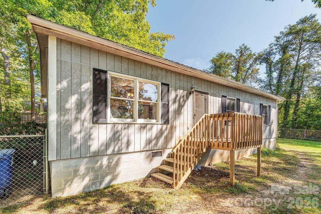 120 Eastwood Avenue Property Photo 1