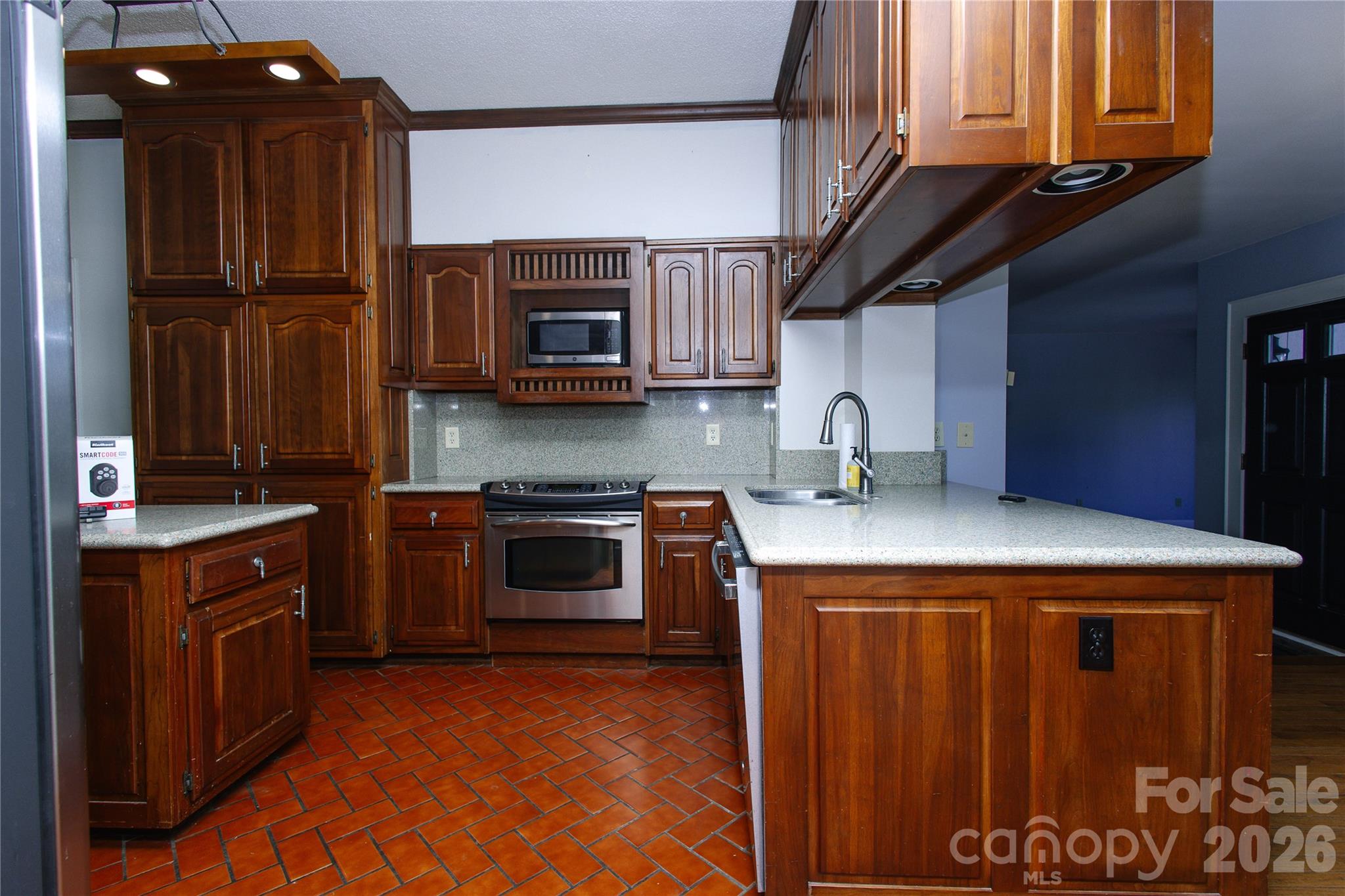 569 Rutherford Road Property Photo 10