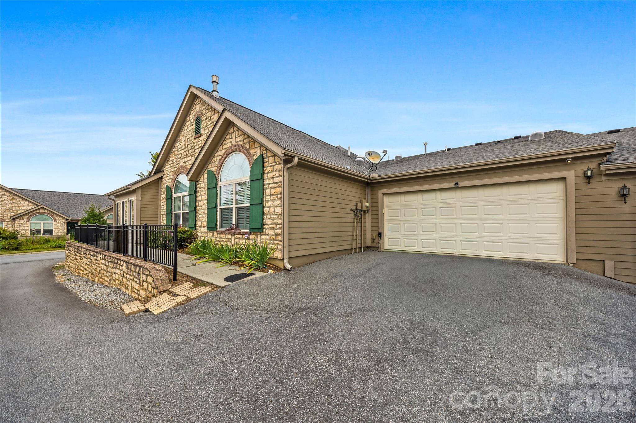 31 Braeburn Way Property Photo 8