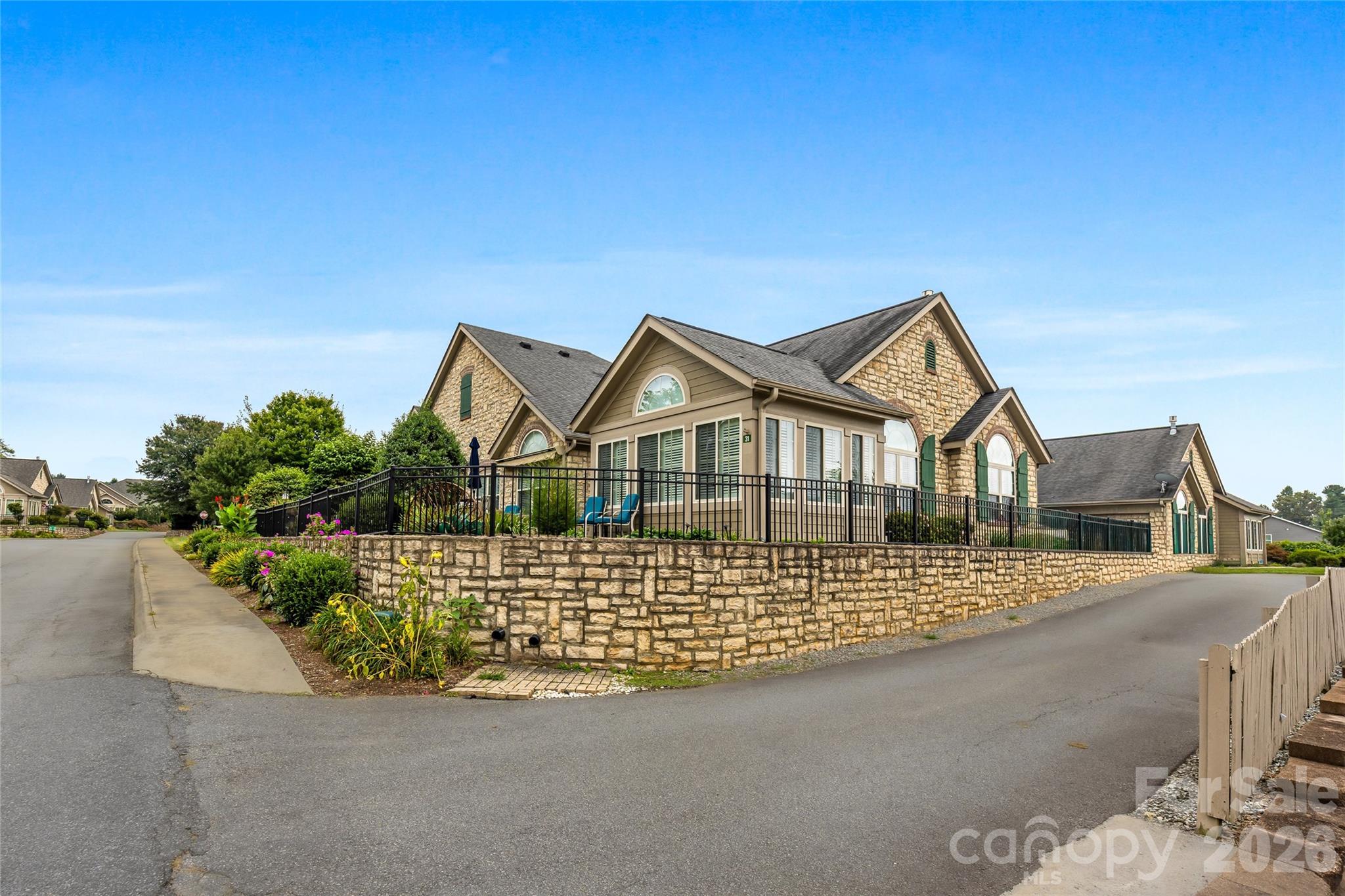 31 Braeburn Way Property Photo 9