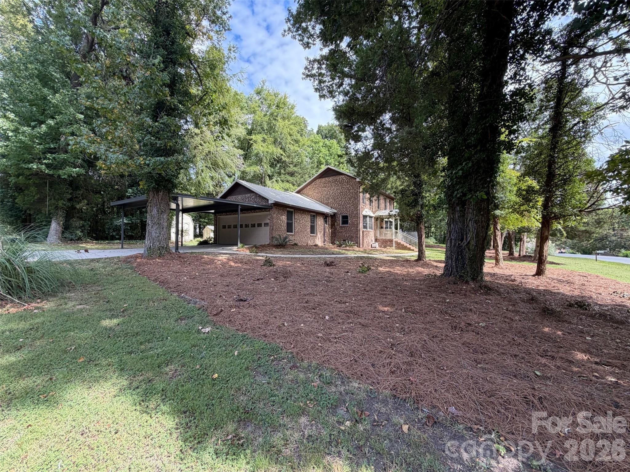 121 Goodman Circle Property Photo 8