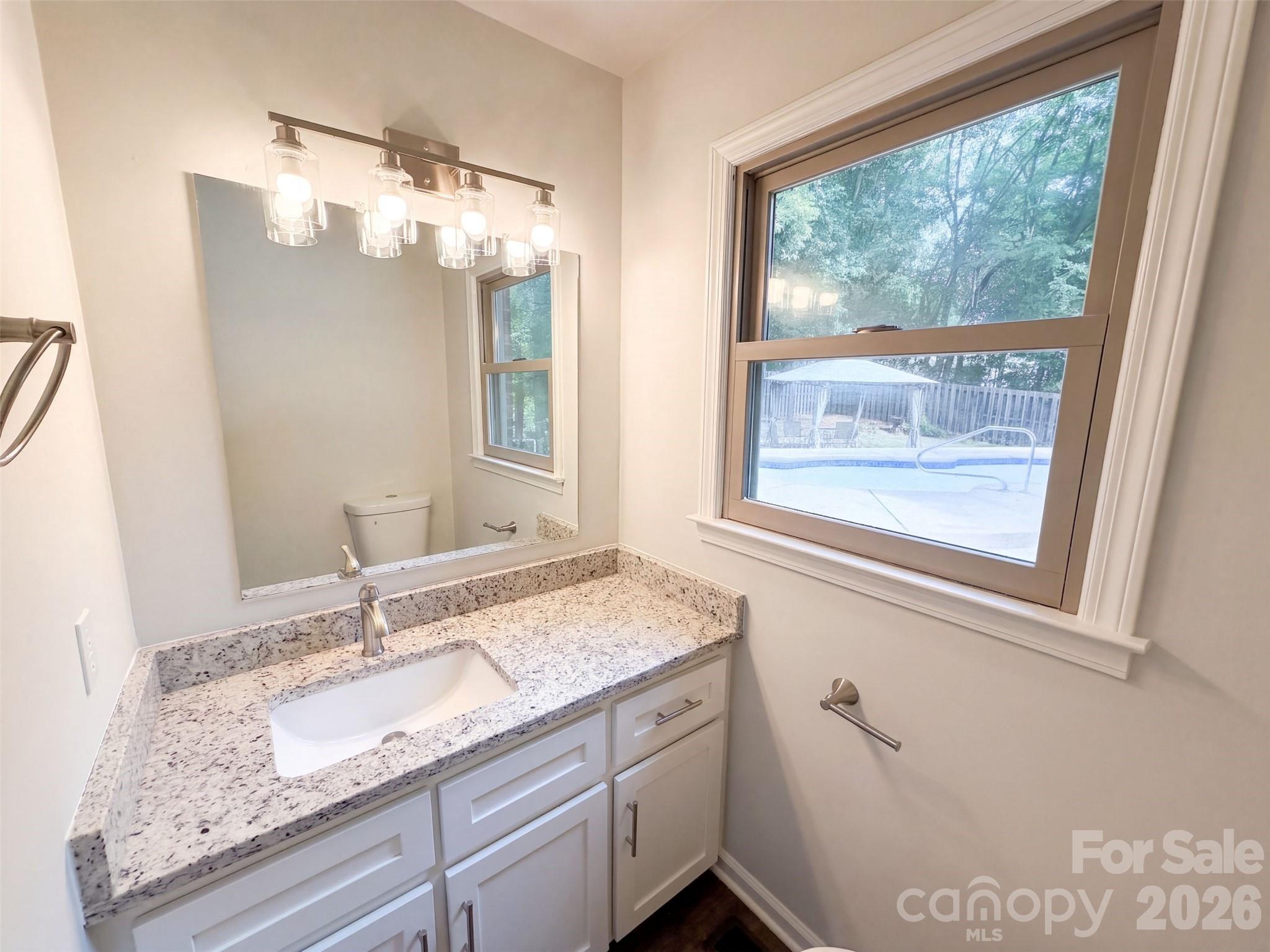 121 Goodman Circle Property Photo 10