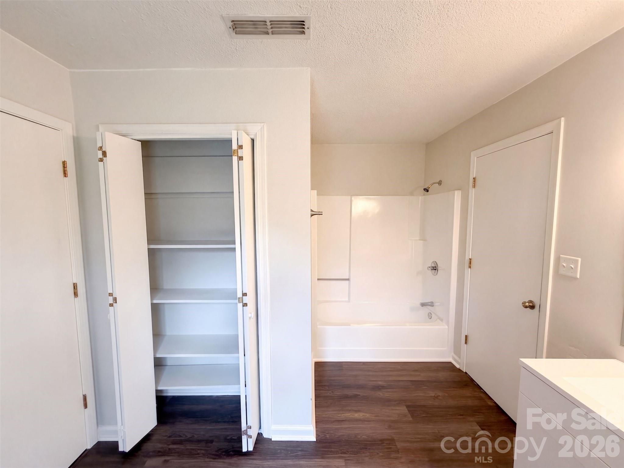 121 Goodman Circle Property Photo 20