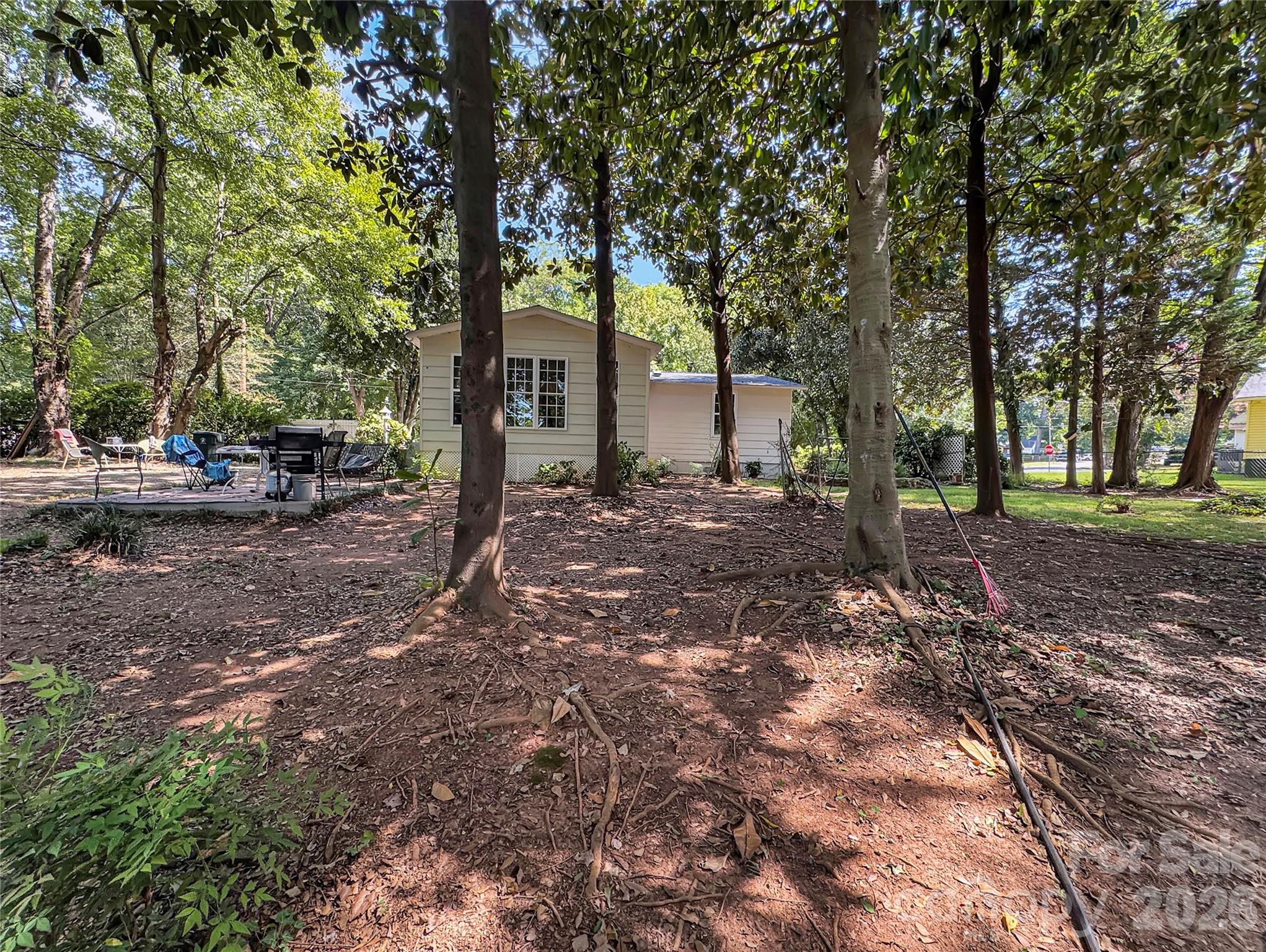 25 Stowe Street Property Photo 4