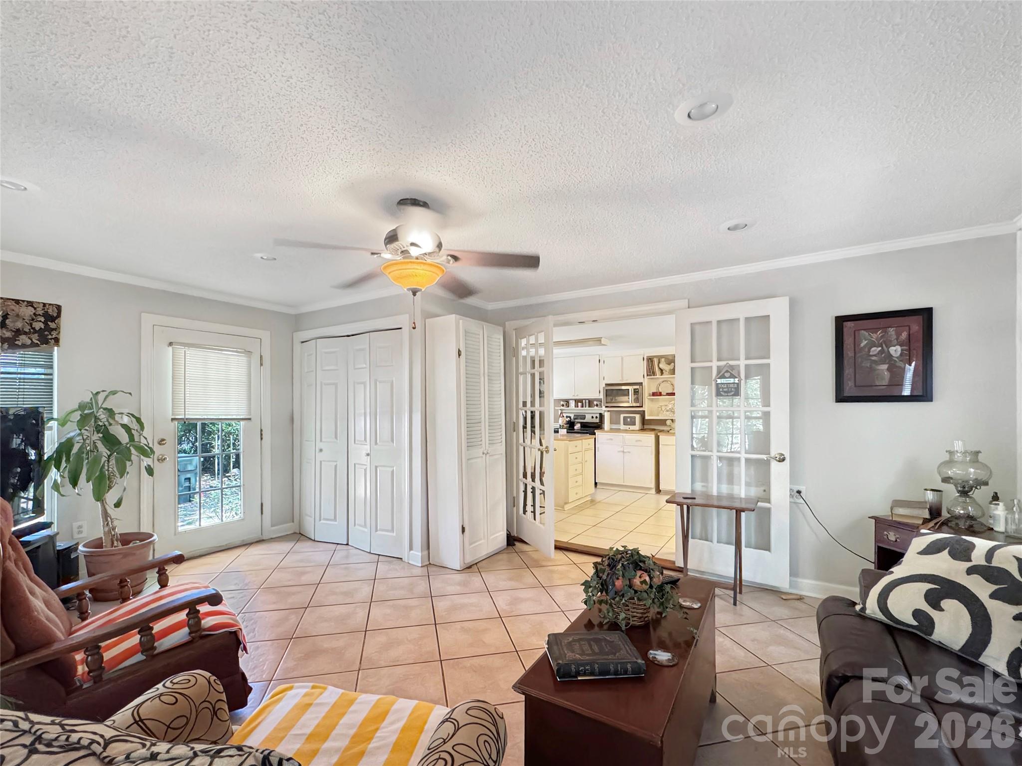 25 Stowe Street Property Photo 11
