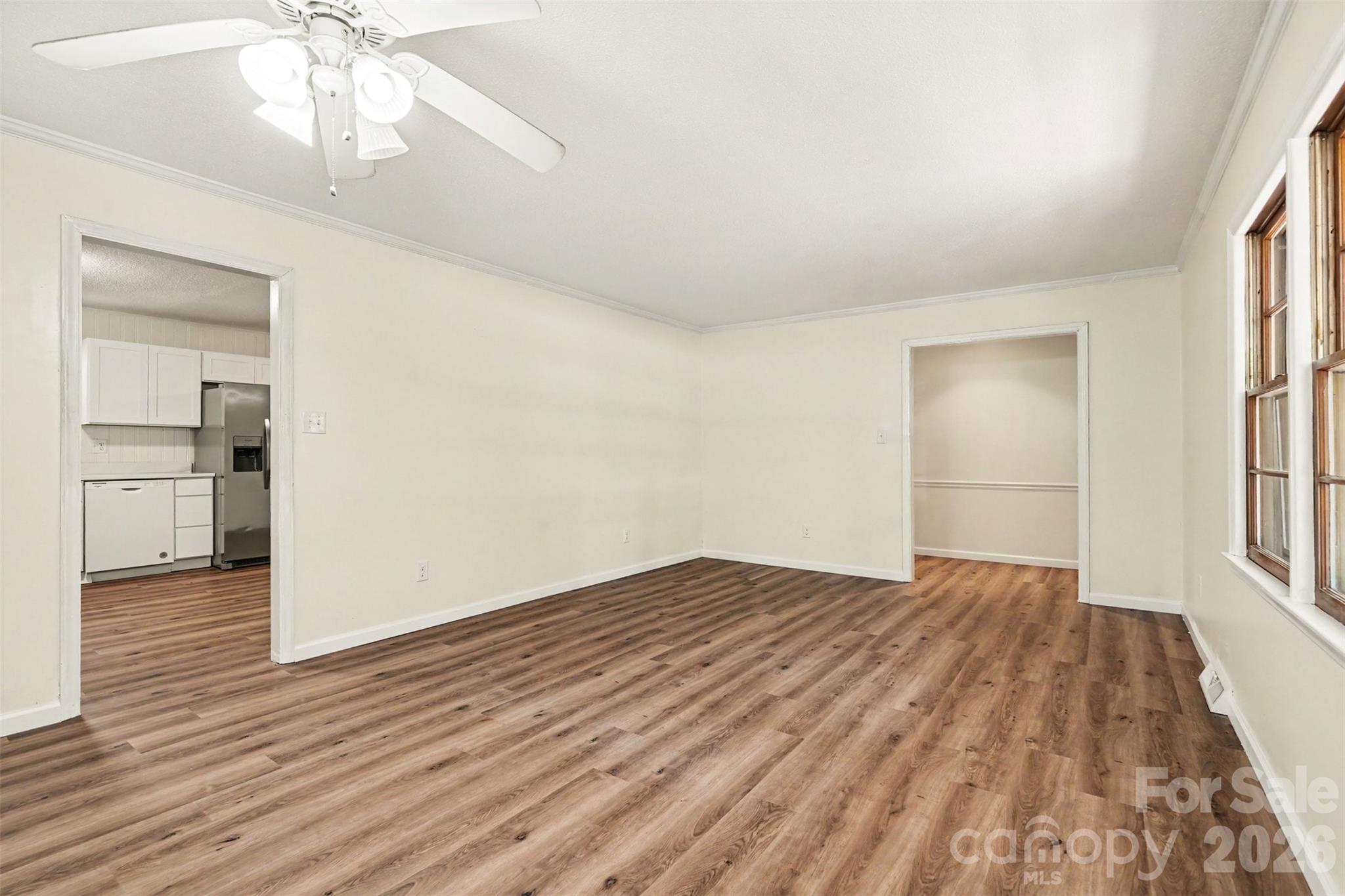 307 Florence Road Property Photo 3