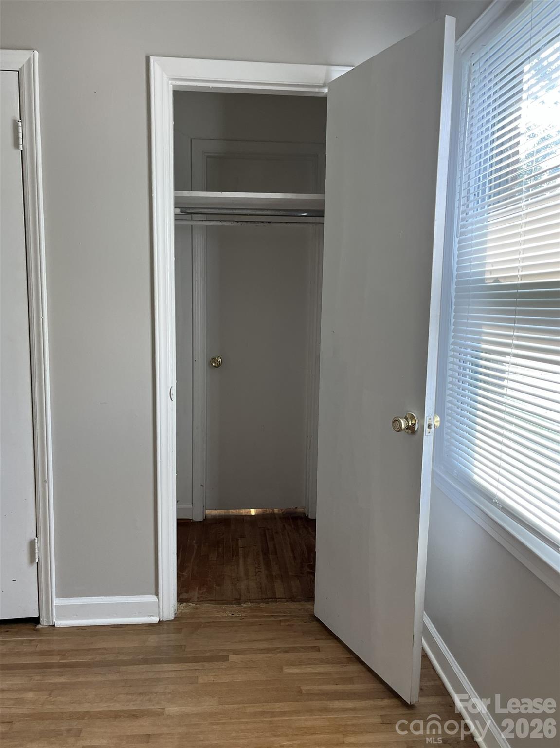 4024 Abbeydale Drive Property Photo 12