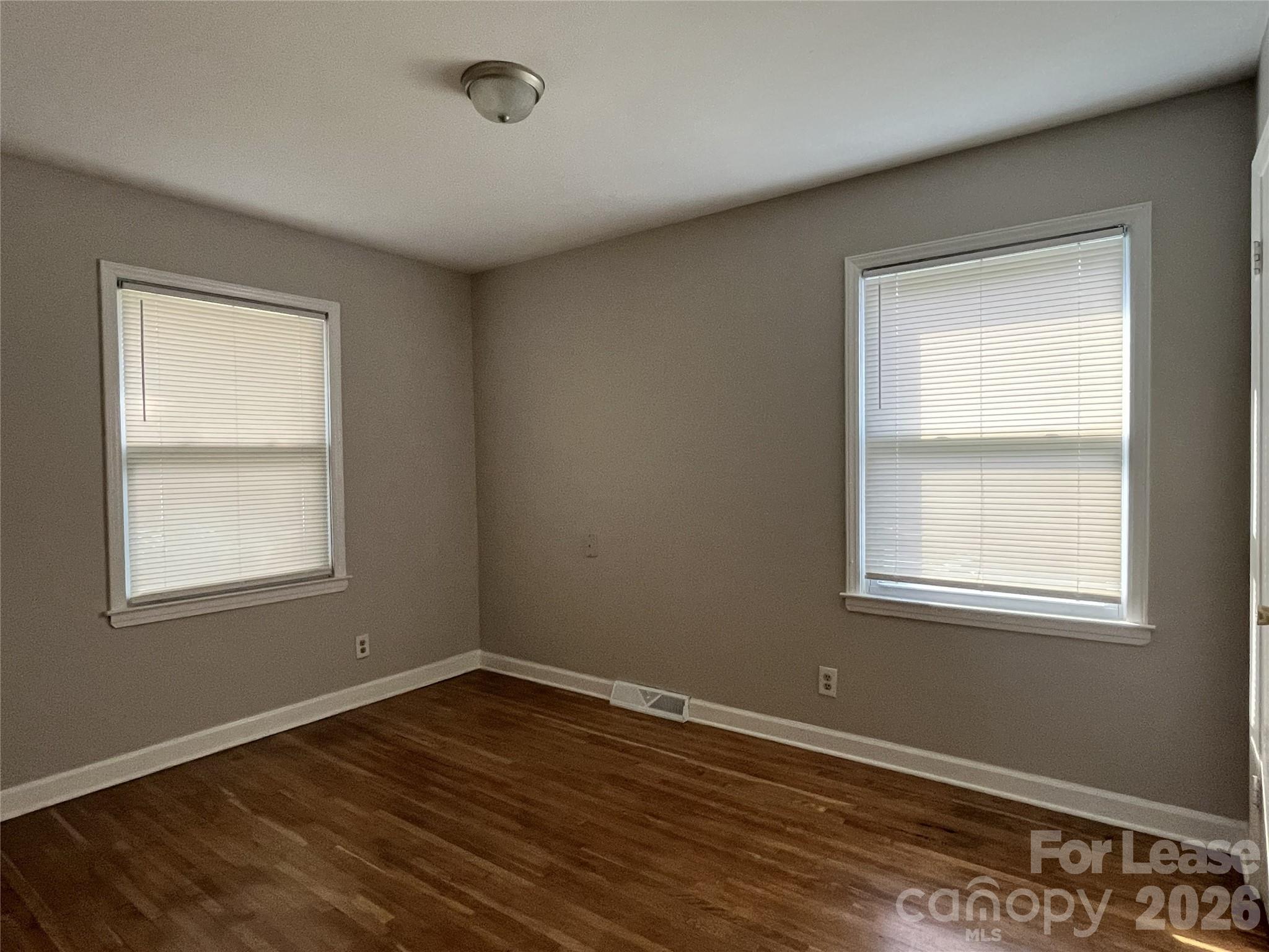 4024 Abbeydale Drive Property Photo 15
