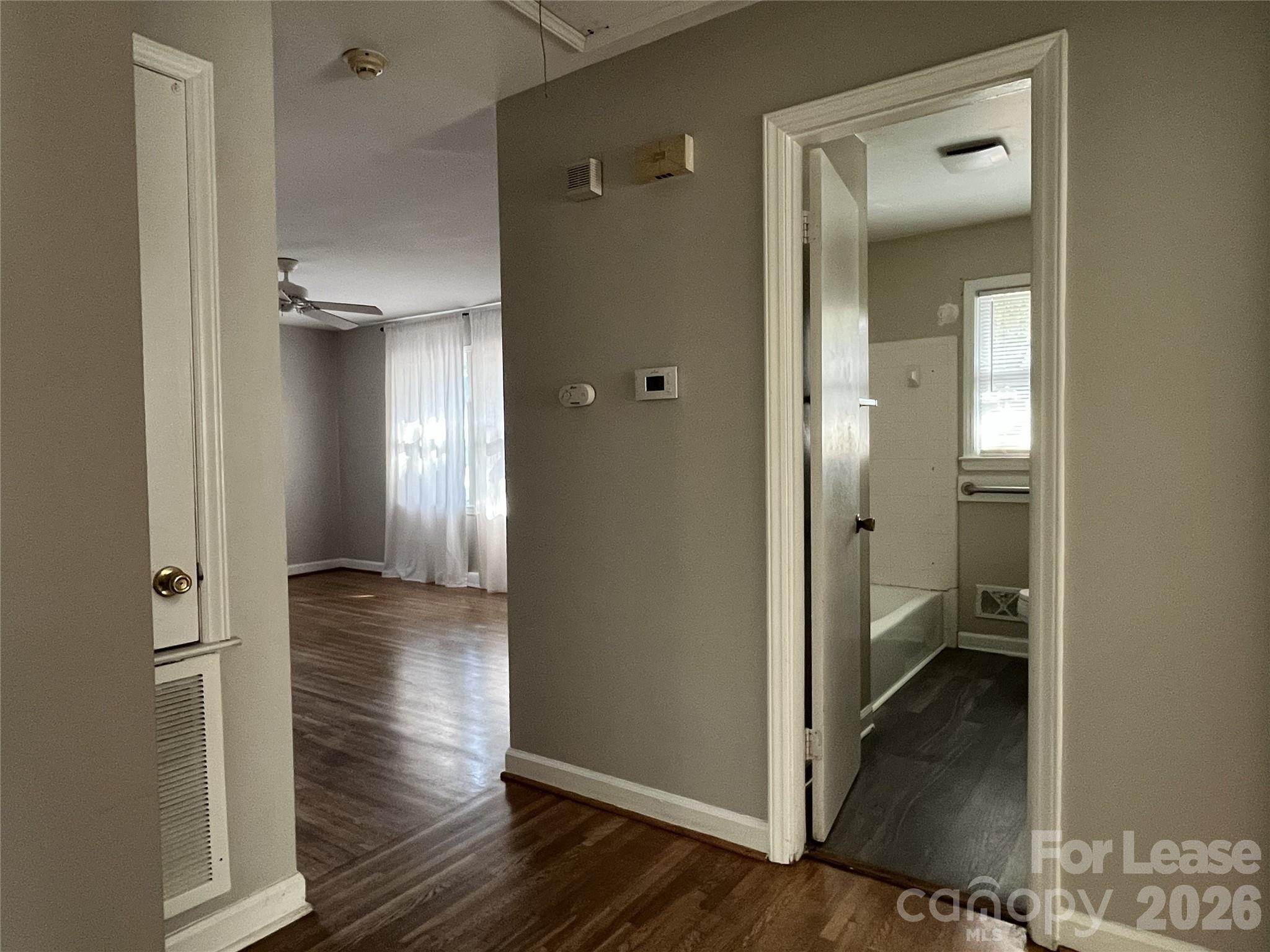 4024 Abbeydale Drive Property Photo 17