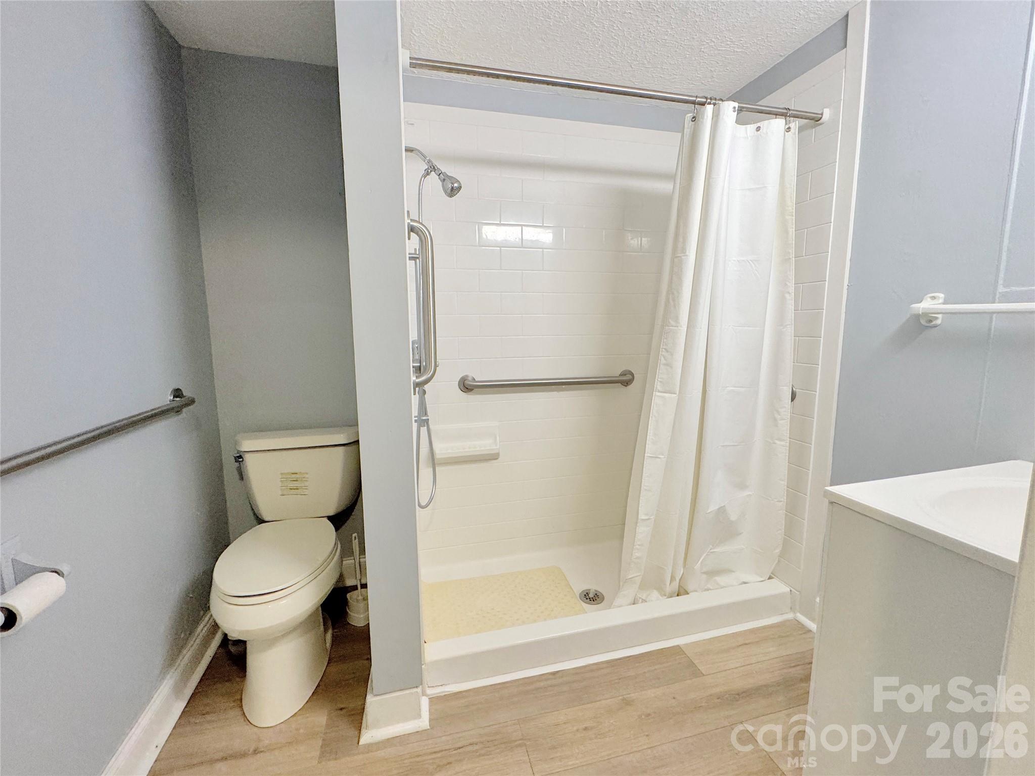 5 Love Street Property Photo 22