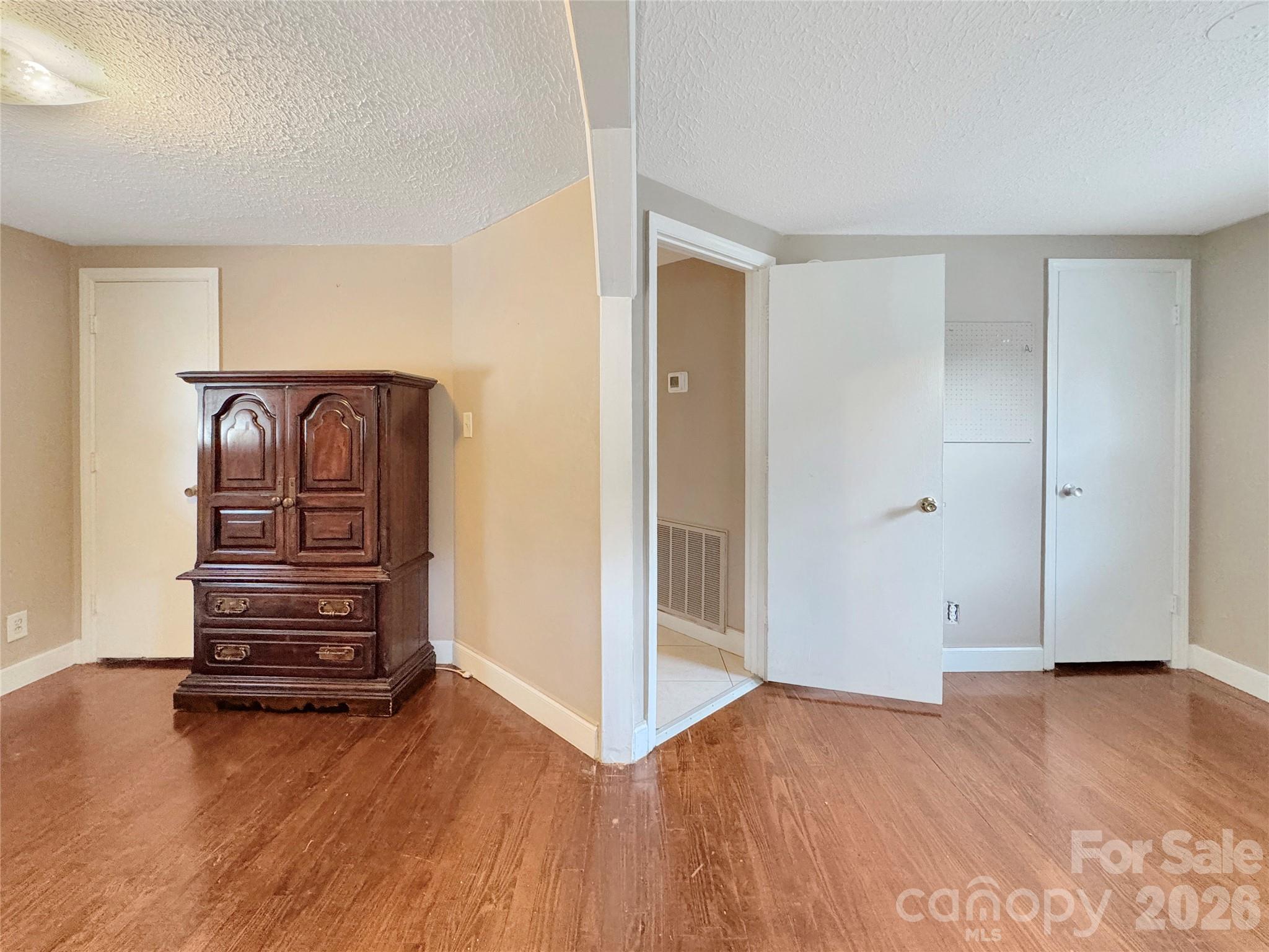 5 Love Street Property Photo 25