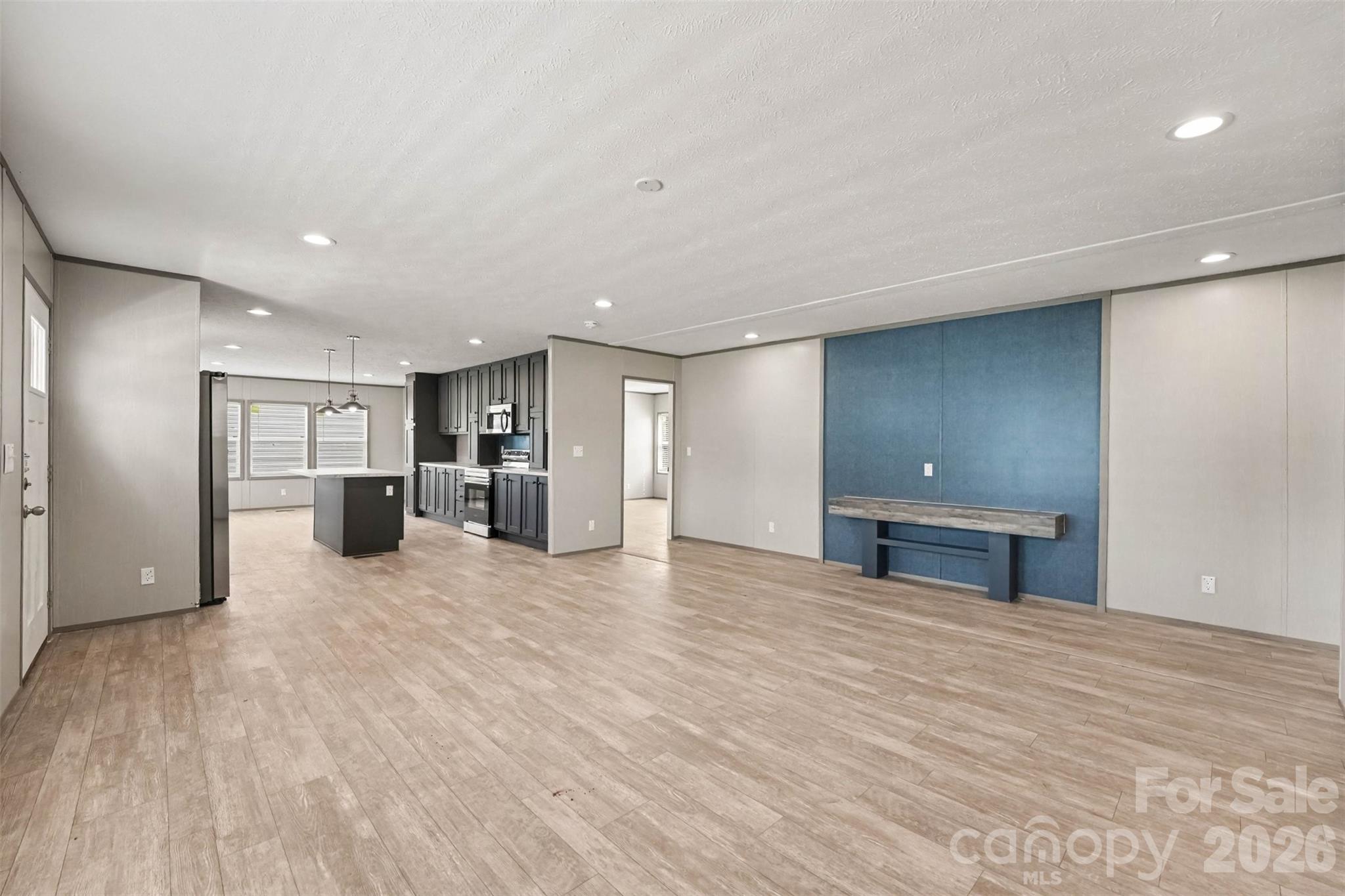 807 Eagleview Lane Property Photo 7