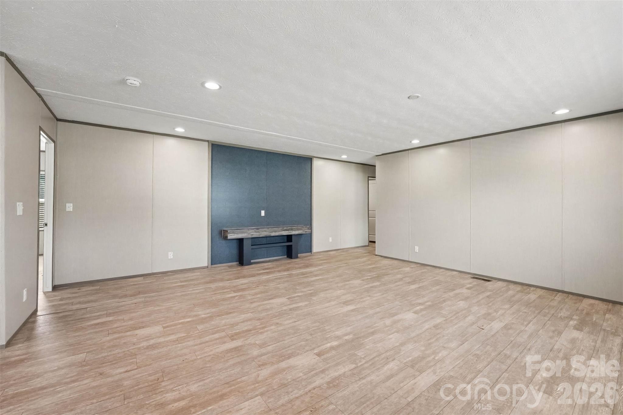 807 Eagleview Lane Property Photo 8
