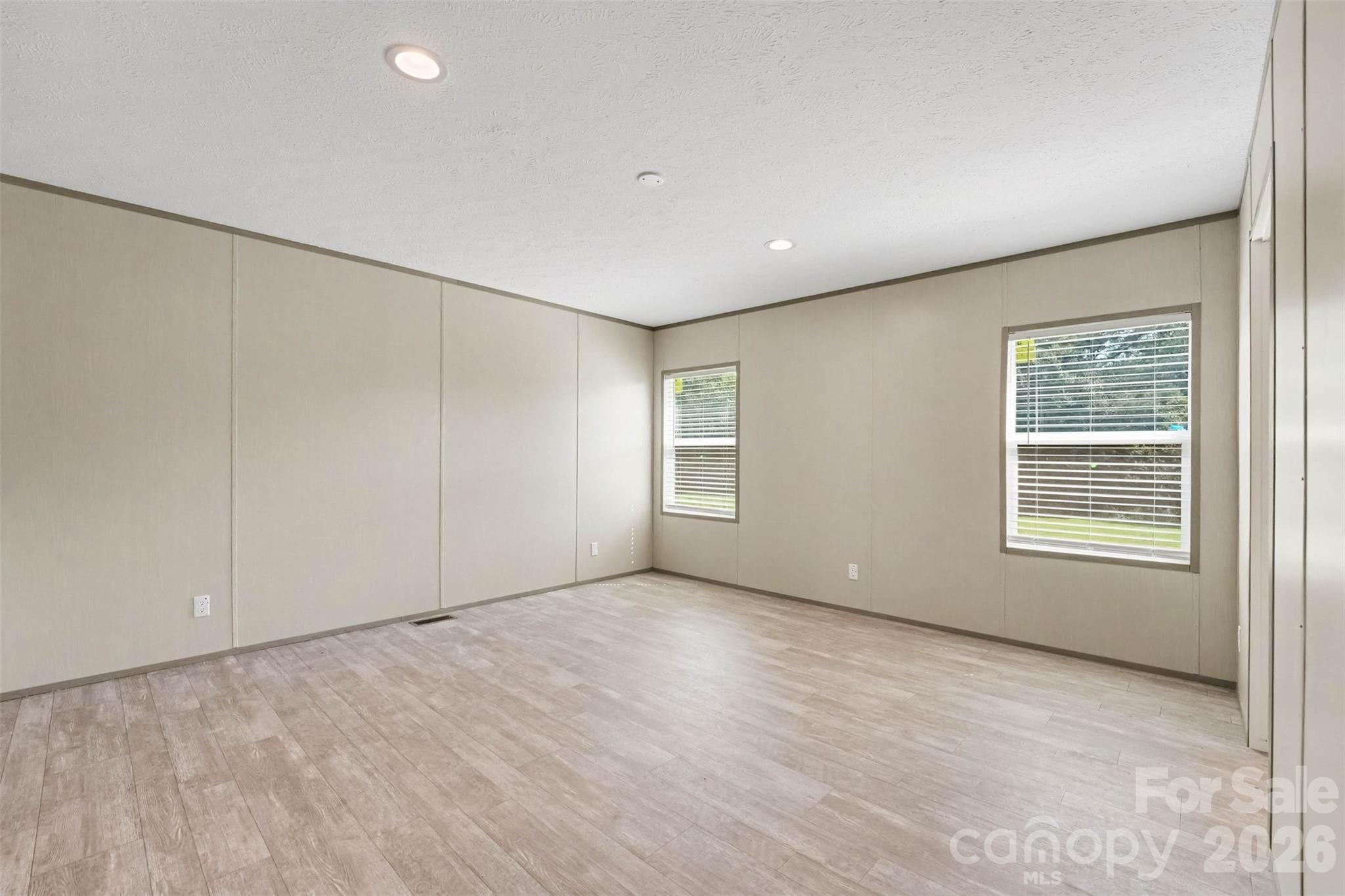 807 Eagleview Lane Property Photo 17