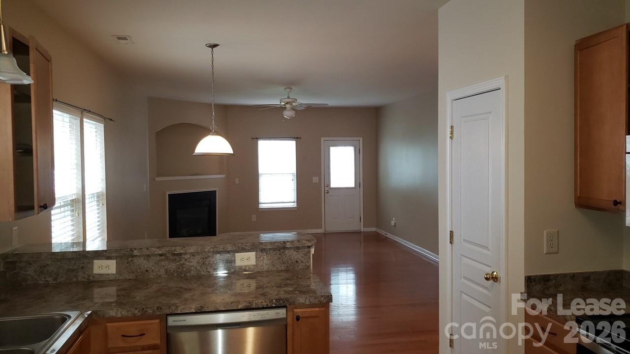 19637 Denae Lynn Drive Property Photo 4