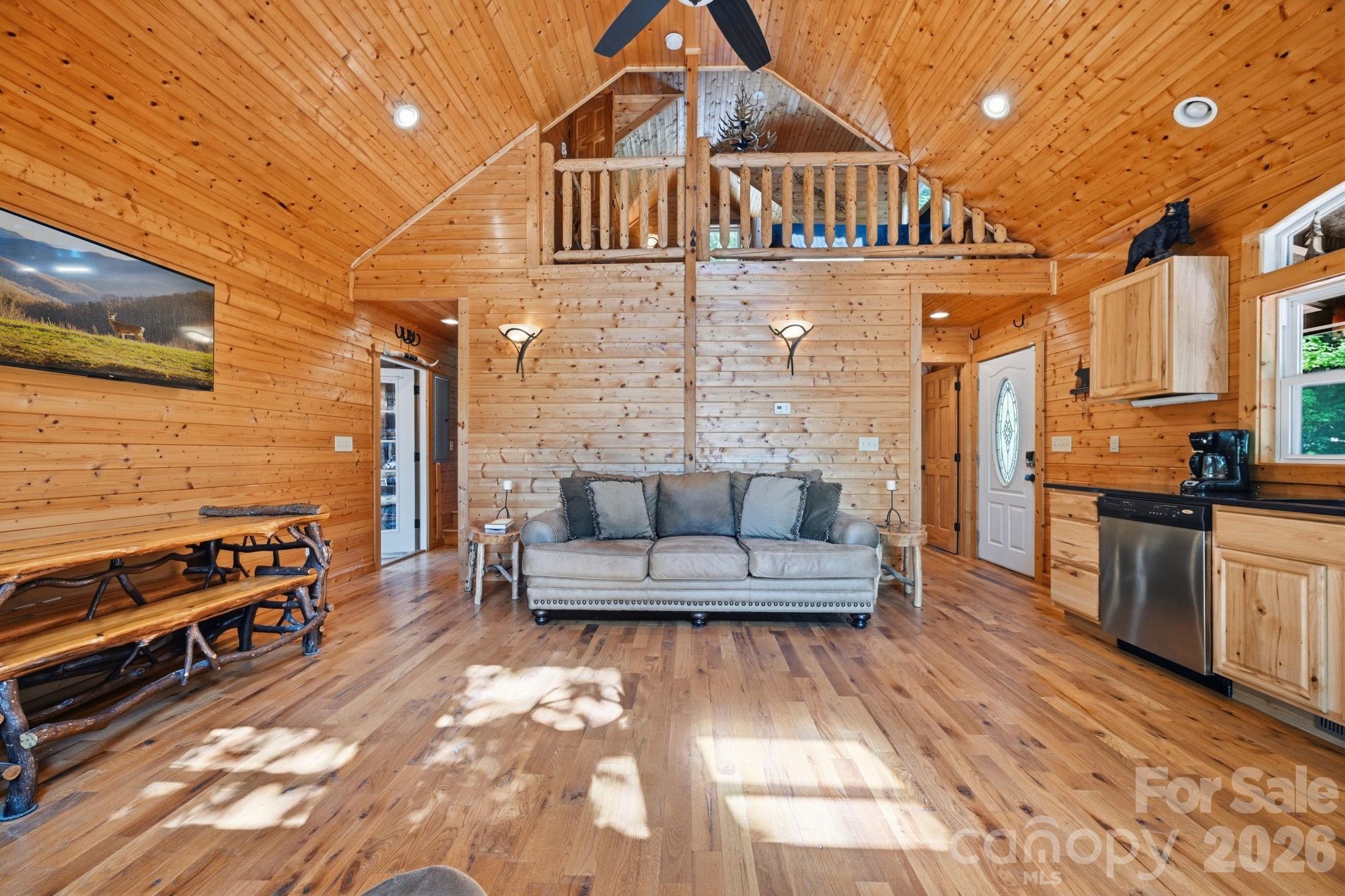 1158 Staghorn Road Property Photo 5