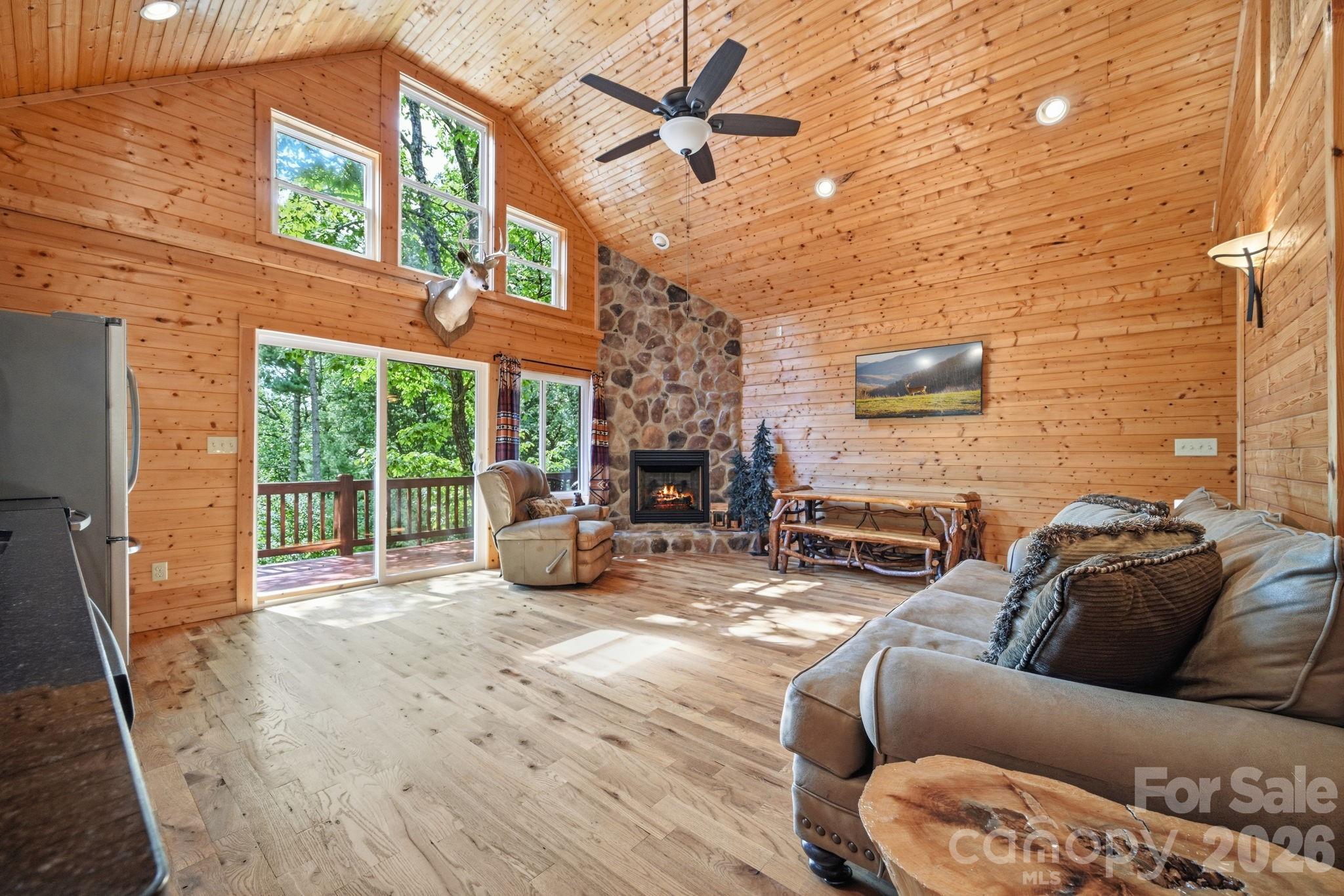 1158 Staghorn Road Property Photo 8