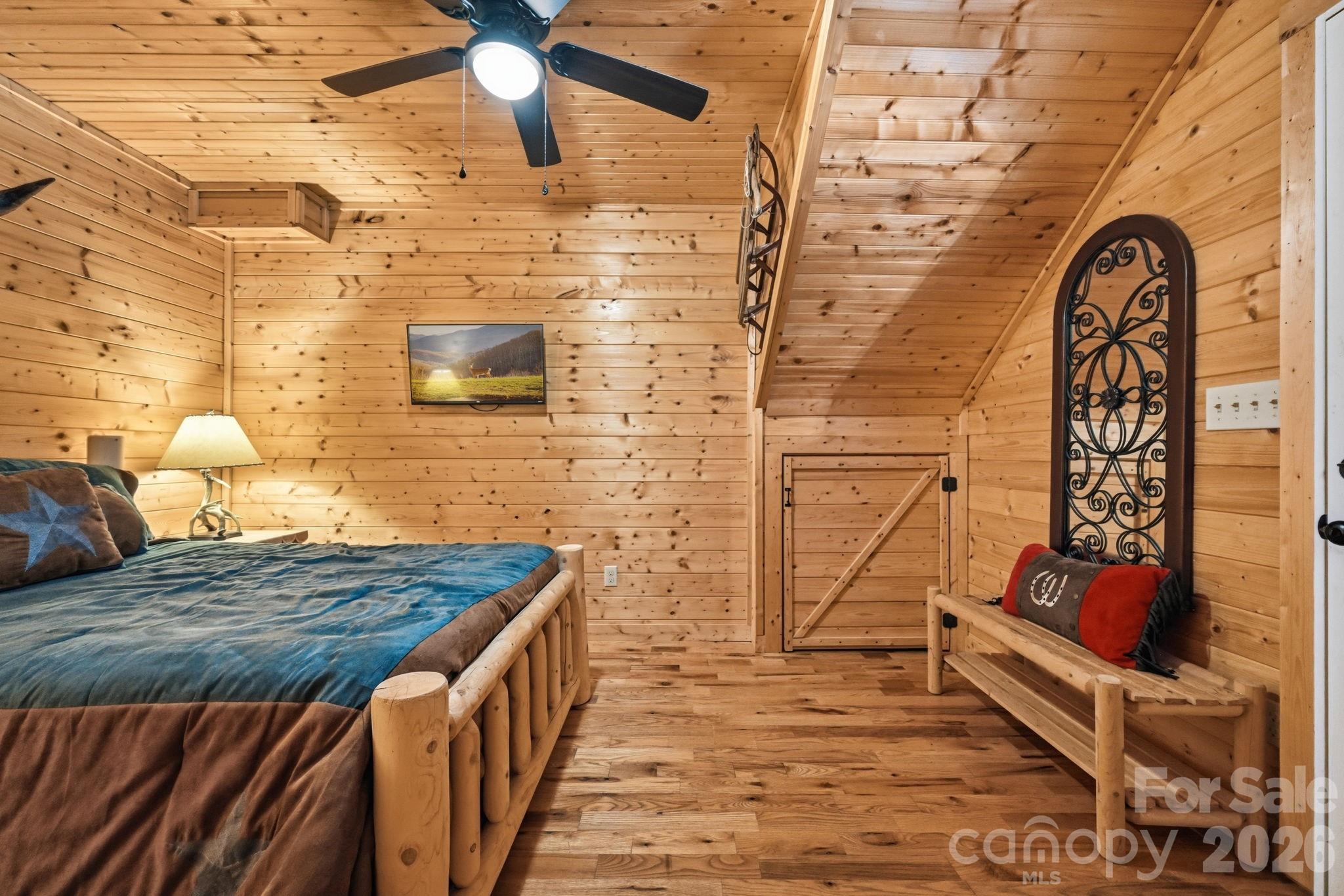 1158 Staghorn Road Property Photo 16
