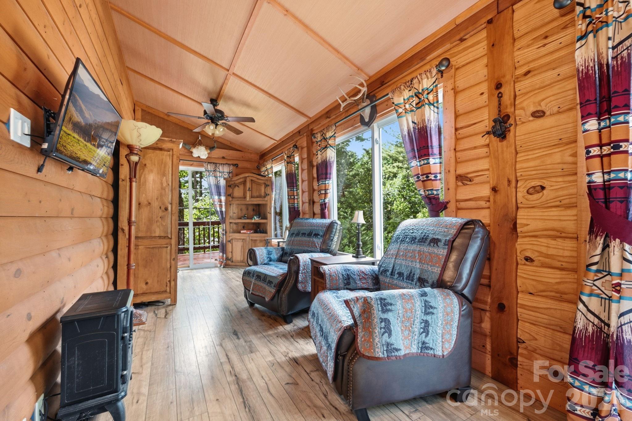 1158 Staghorn Road Property Photo 20