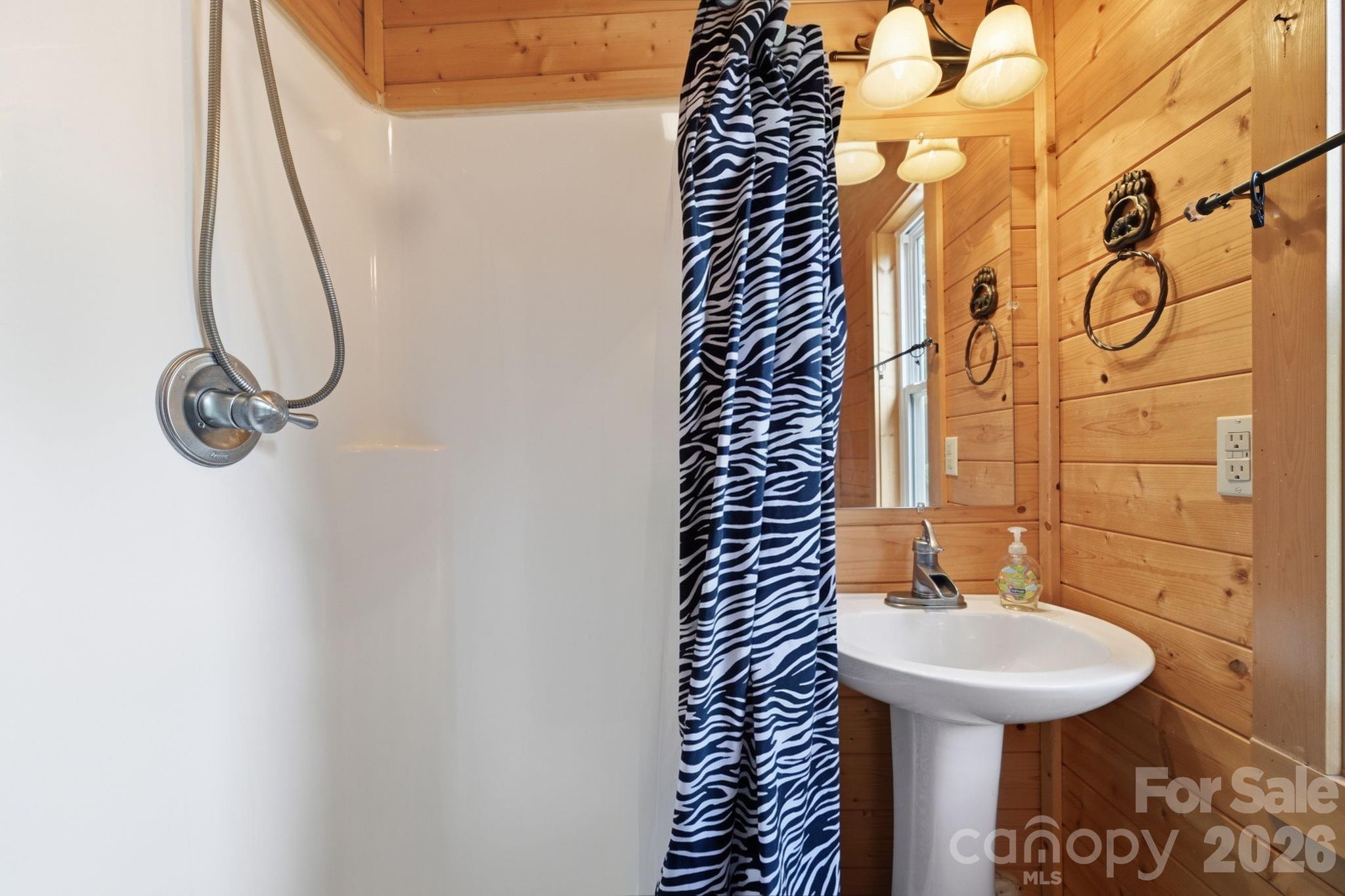 1158 Staghorn Road Property Photo 28