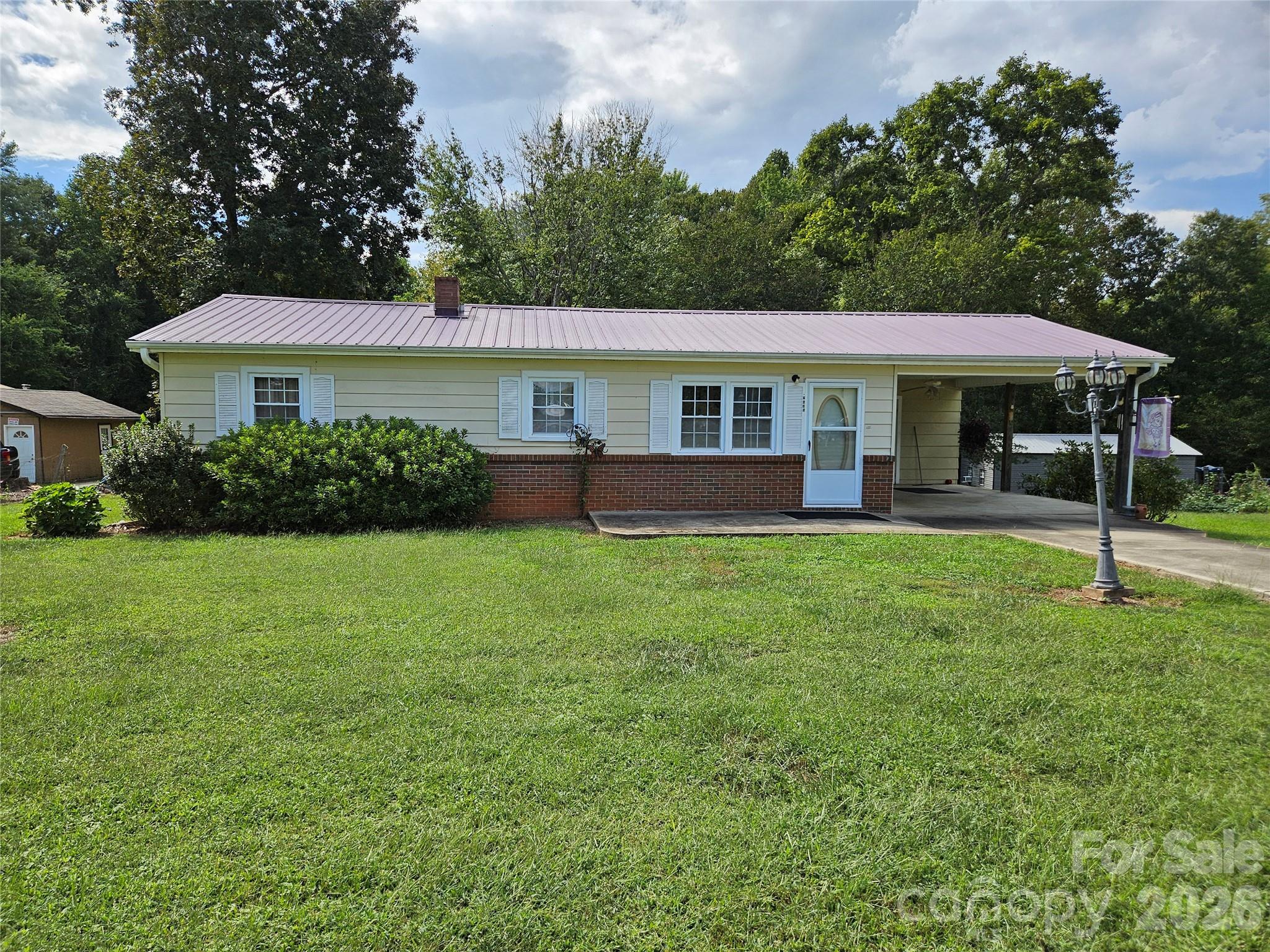 2648 Rose Place Property Photo 1