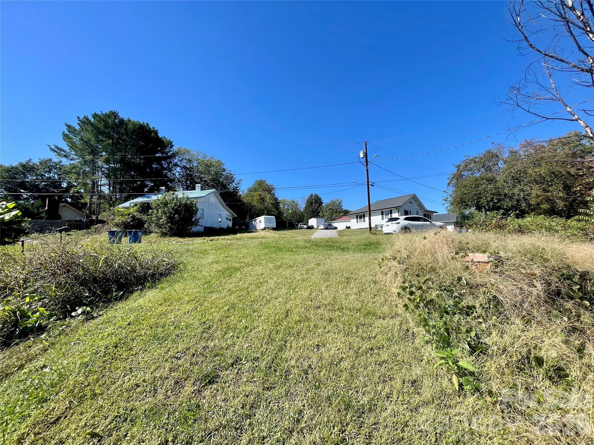 19 Pine Street Property Photo 4