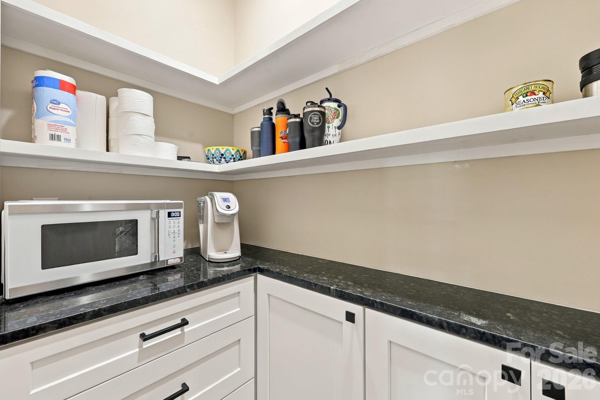 1045 Freshwater Lane Property Photo 12