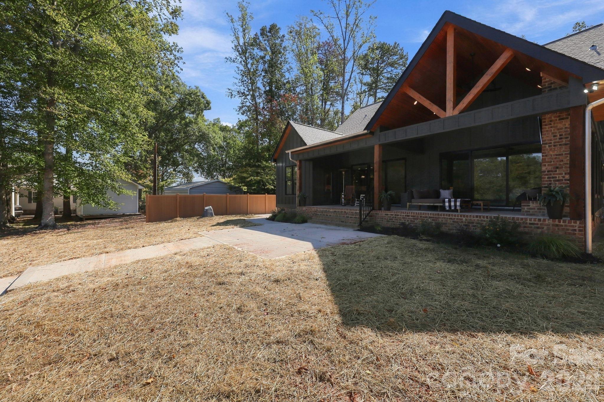 1045 Freshwater Lane Property Photo 39