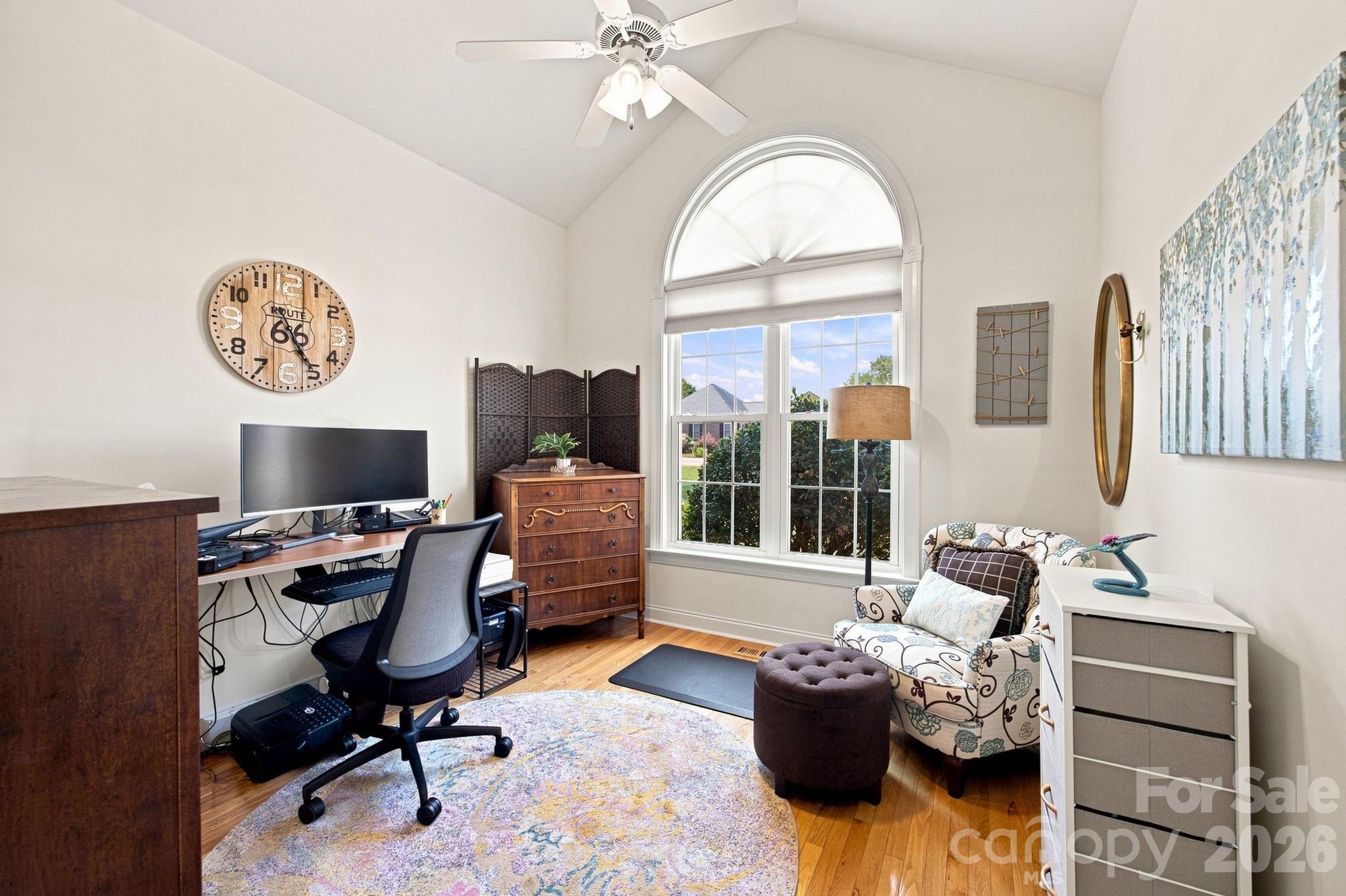 137 Fox Den Circle Property Photo 13