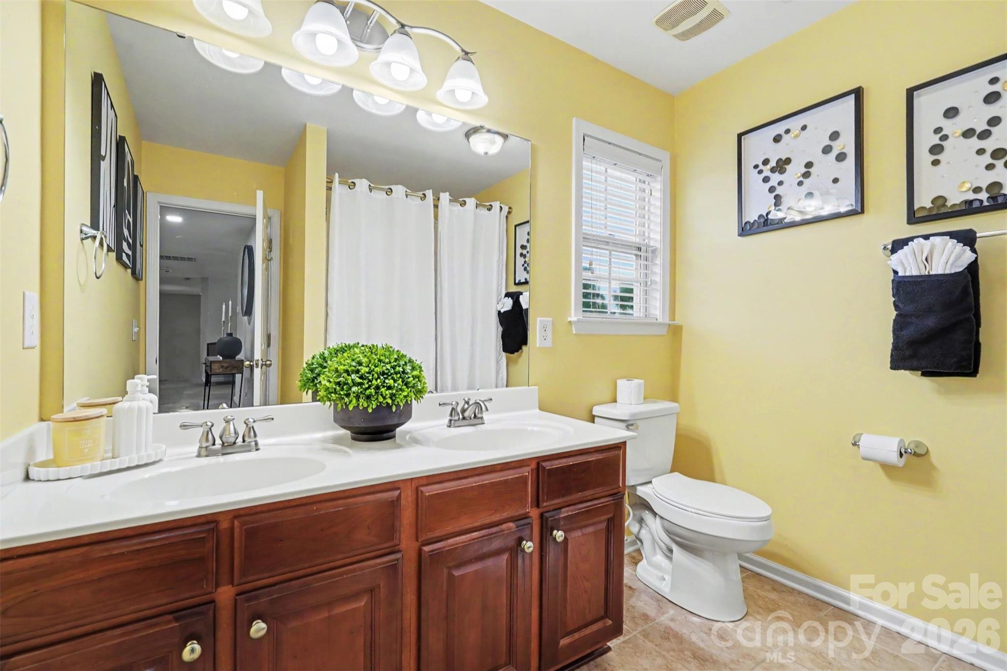 13202 David Jennings Avenue Property Photo 28
