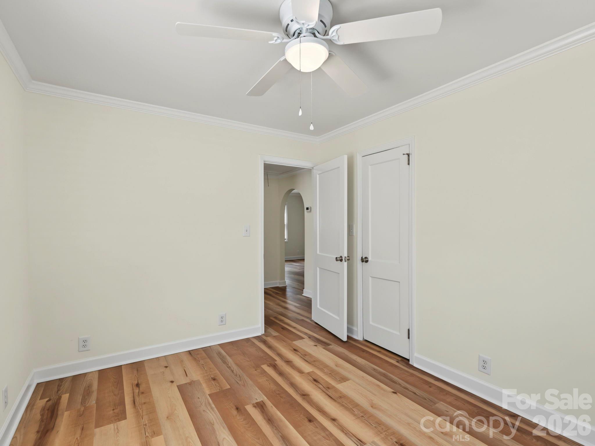 316 E 19th Street Property Photo 16