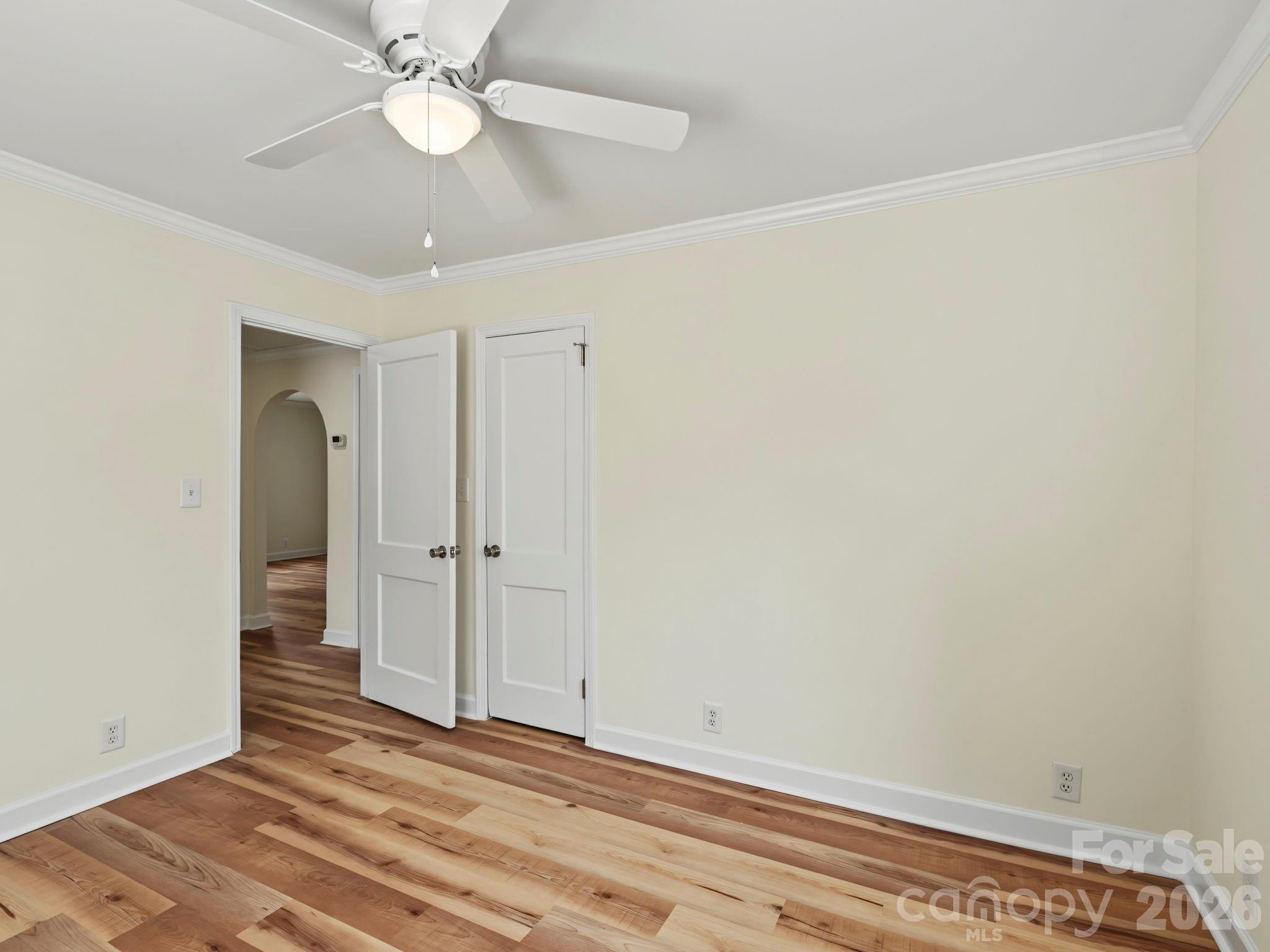 316 E 19th Street Property Photo 17
