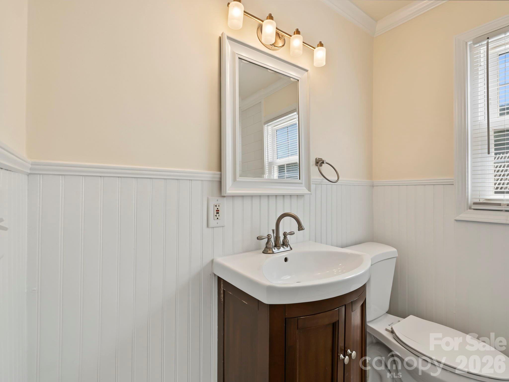 316 E 19th Street Property Photo 19
