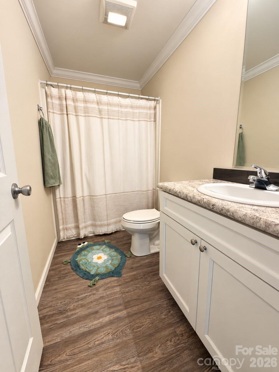 205 Lake Drive Property Photo 17