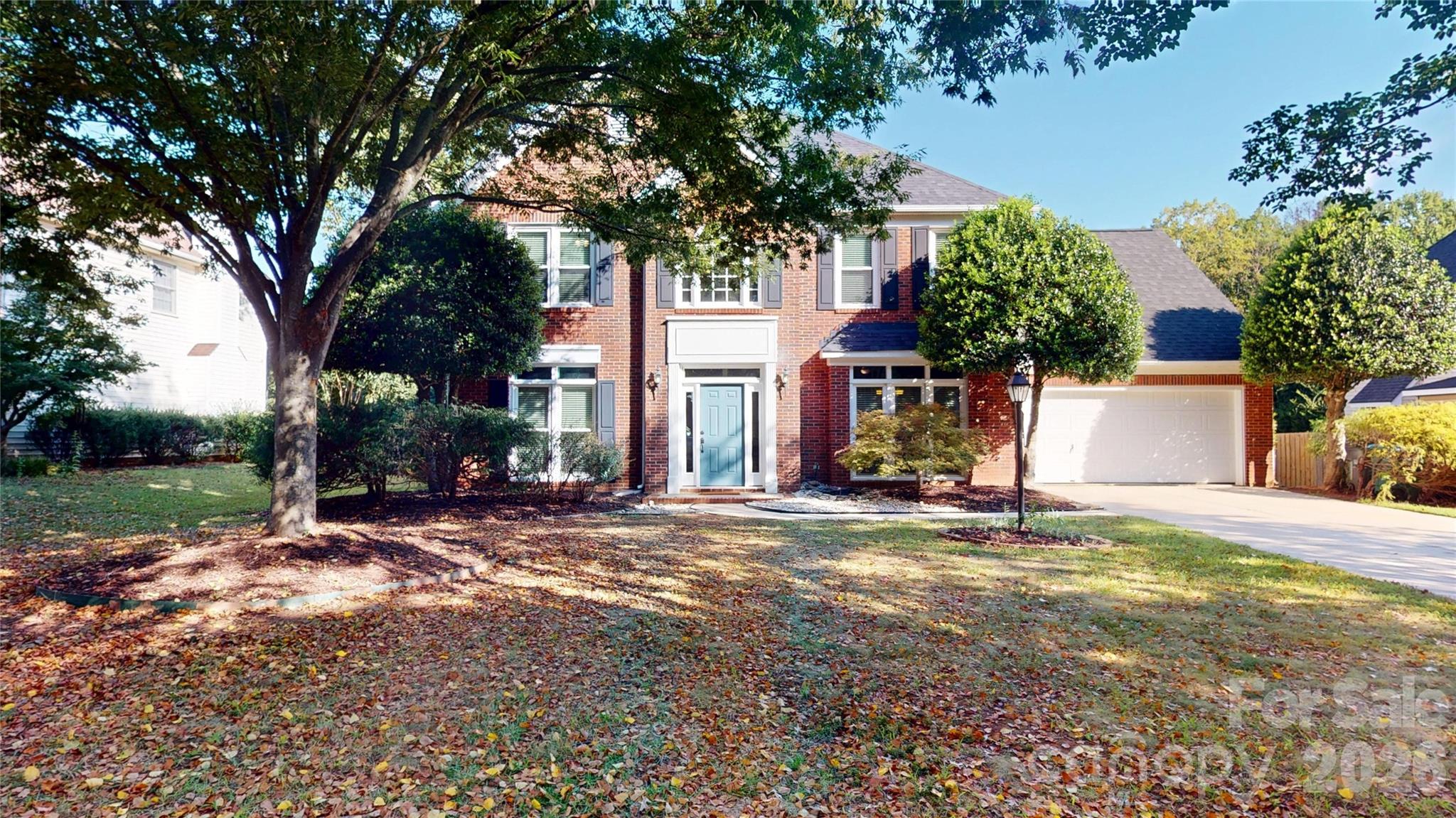 1606 Thornblade Ridge Drive Property Photo 1