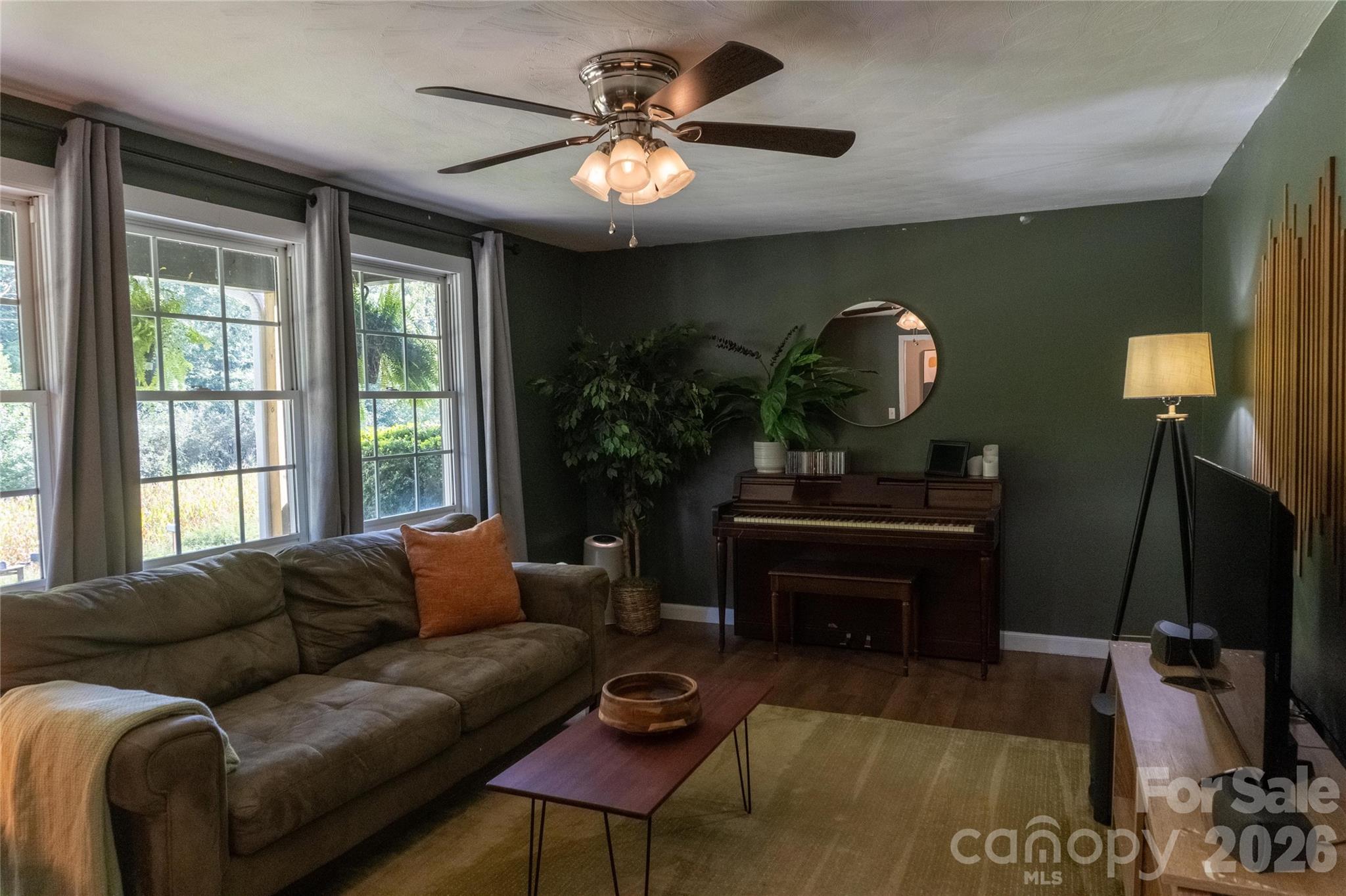2408 Setzers Creek Road Property Photo 3