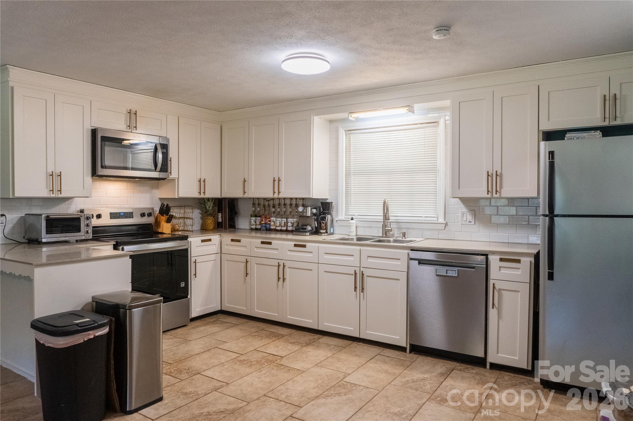 2408 Setzers Creek Road Property Photo 7