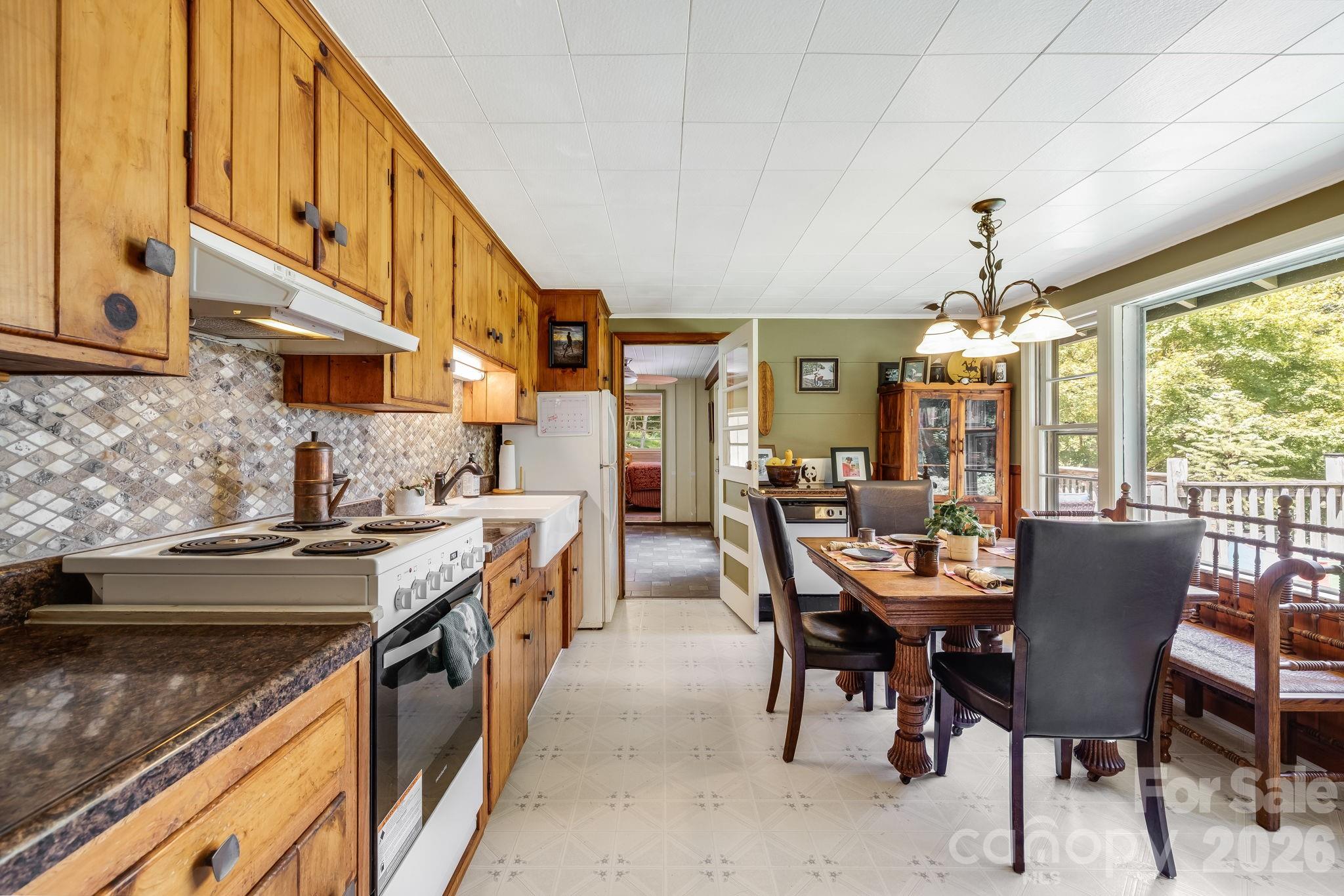 258 Old Homestead Road Property Photo 11