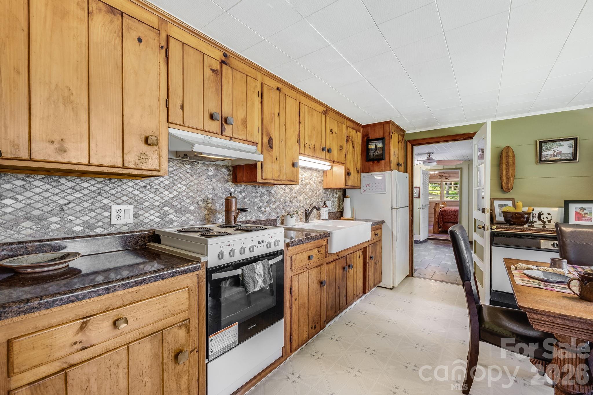 258 Old Homestead Road Property Photo 12