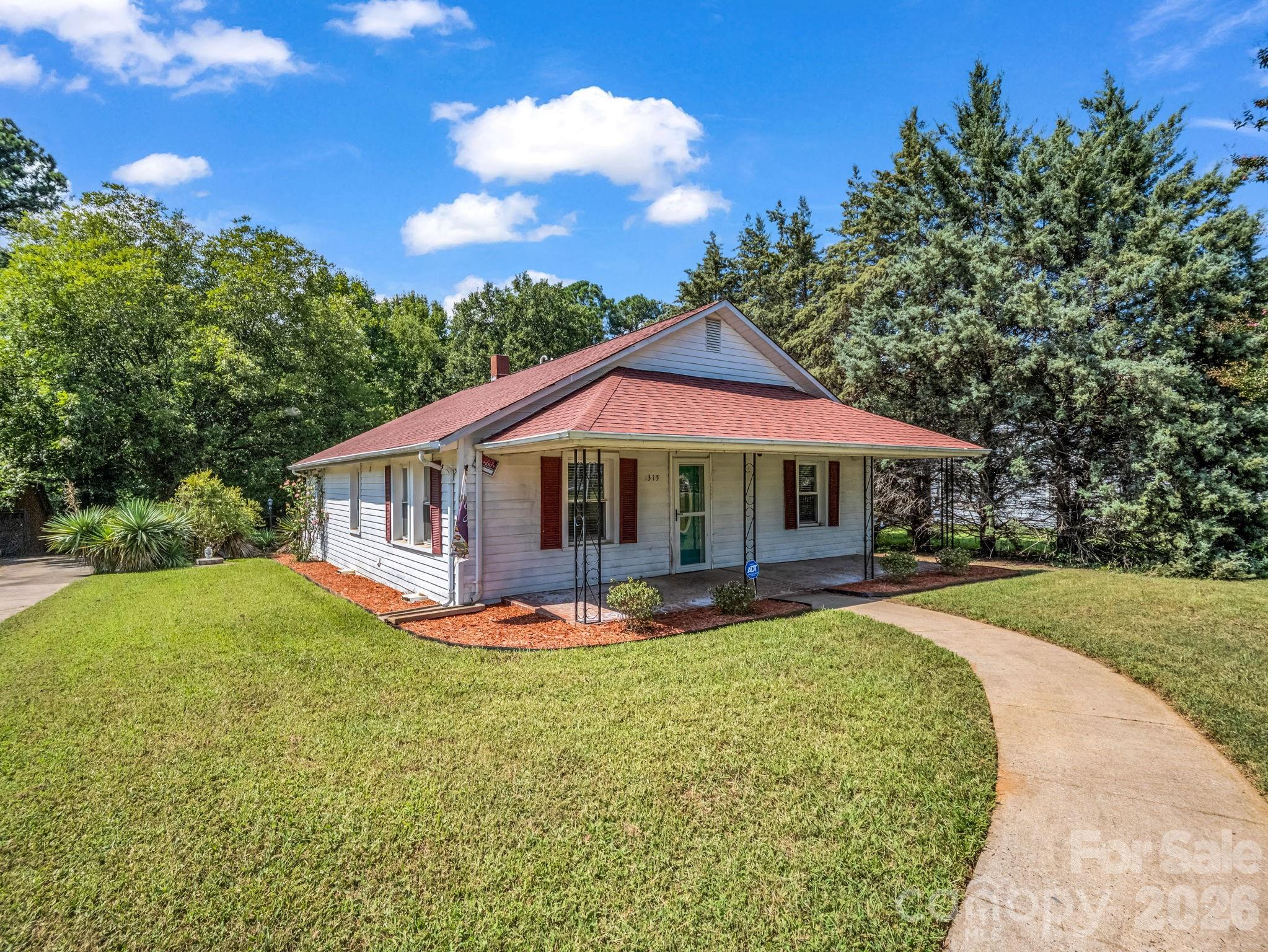 1315 Lithia Springs Road Property Photo 4