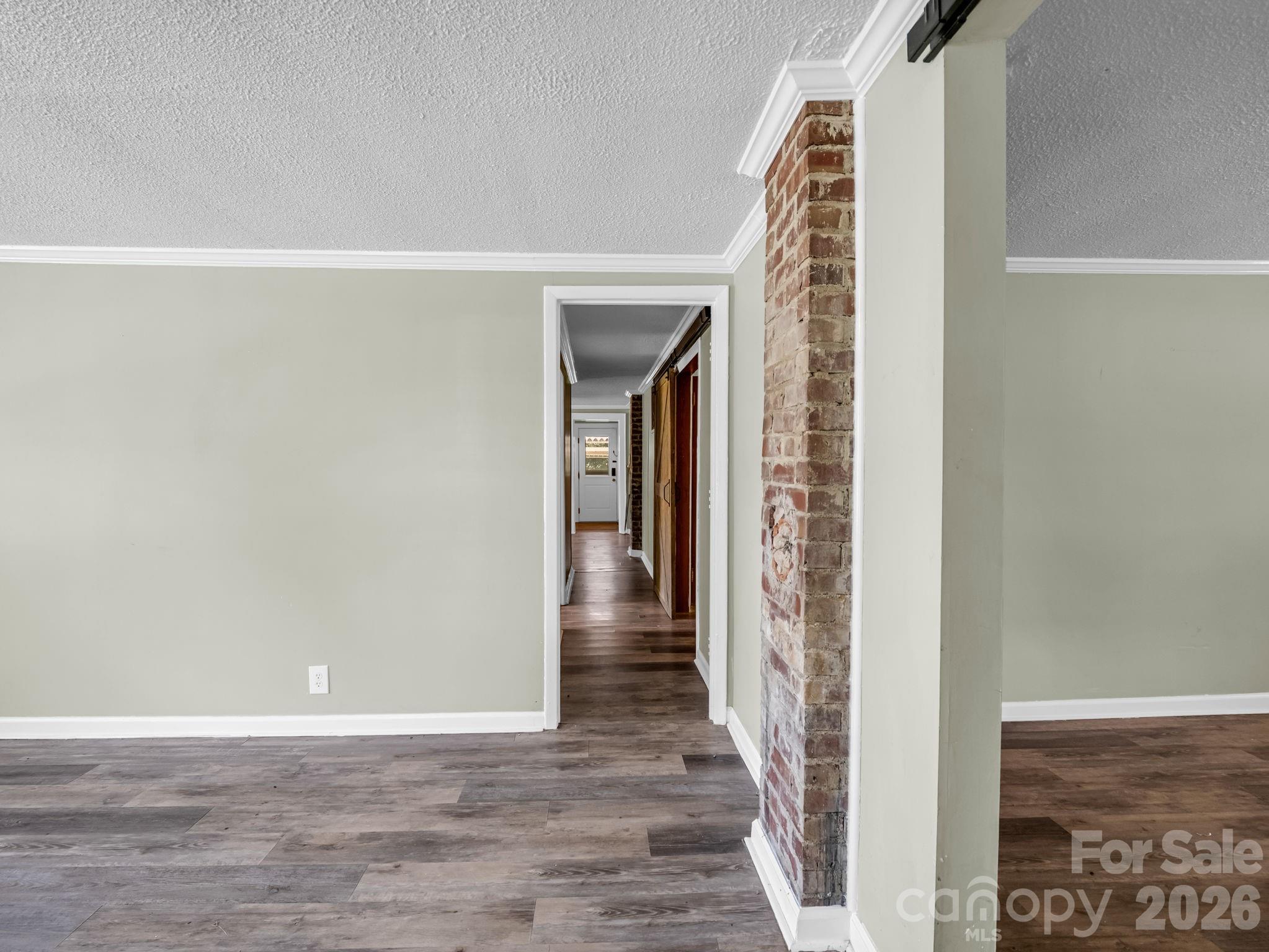 1315 Lithia Springs Road Property Photo 6