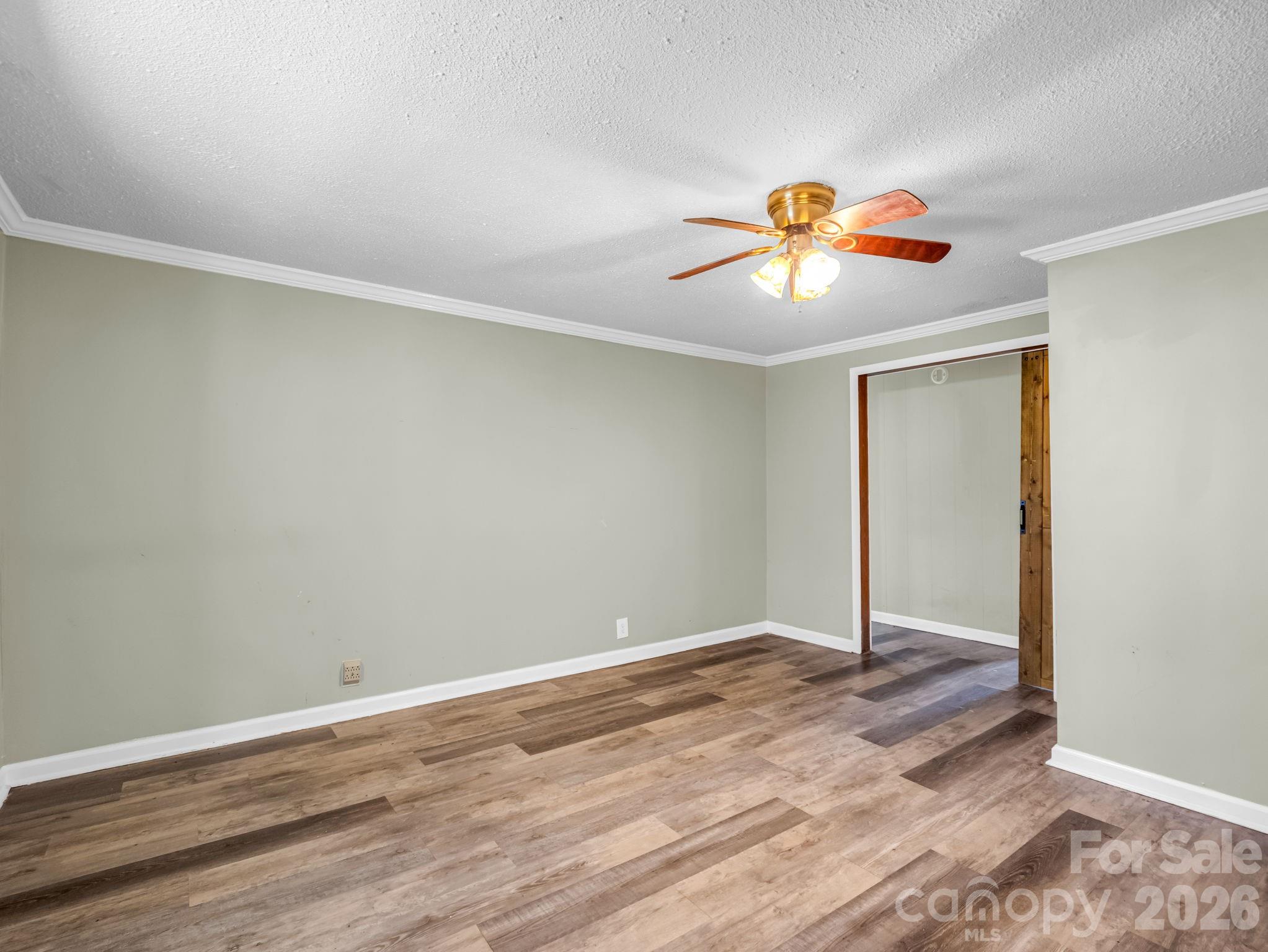 1315 Lithia Springs Road Property Photo 17